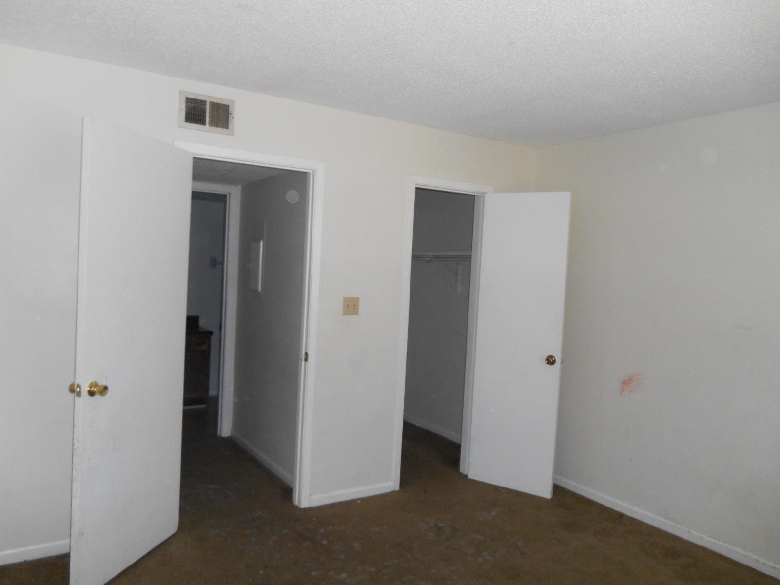 FAIR OAKS VILLAGE CONDO - Residential