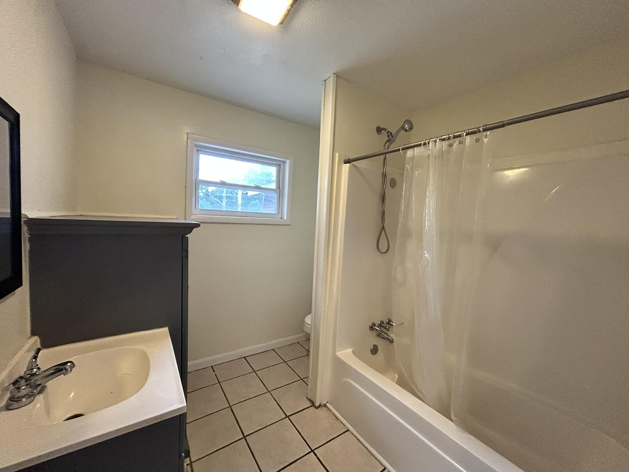 METES & BOUNDS - Residential Lease