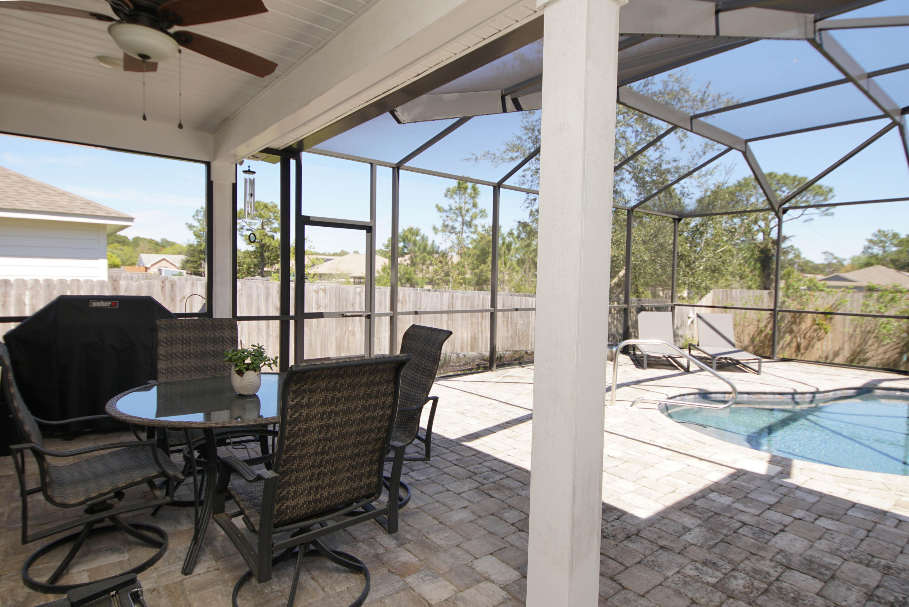 NAVARRE FIRST ADD - Residential