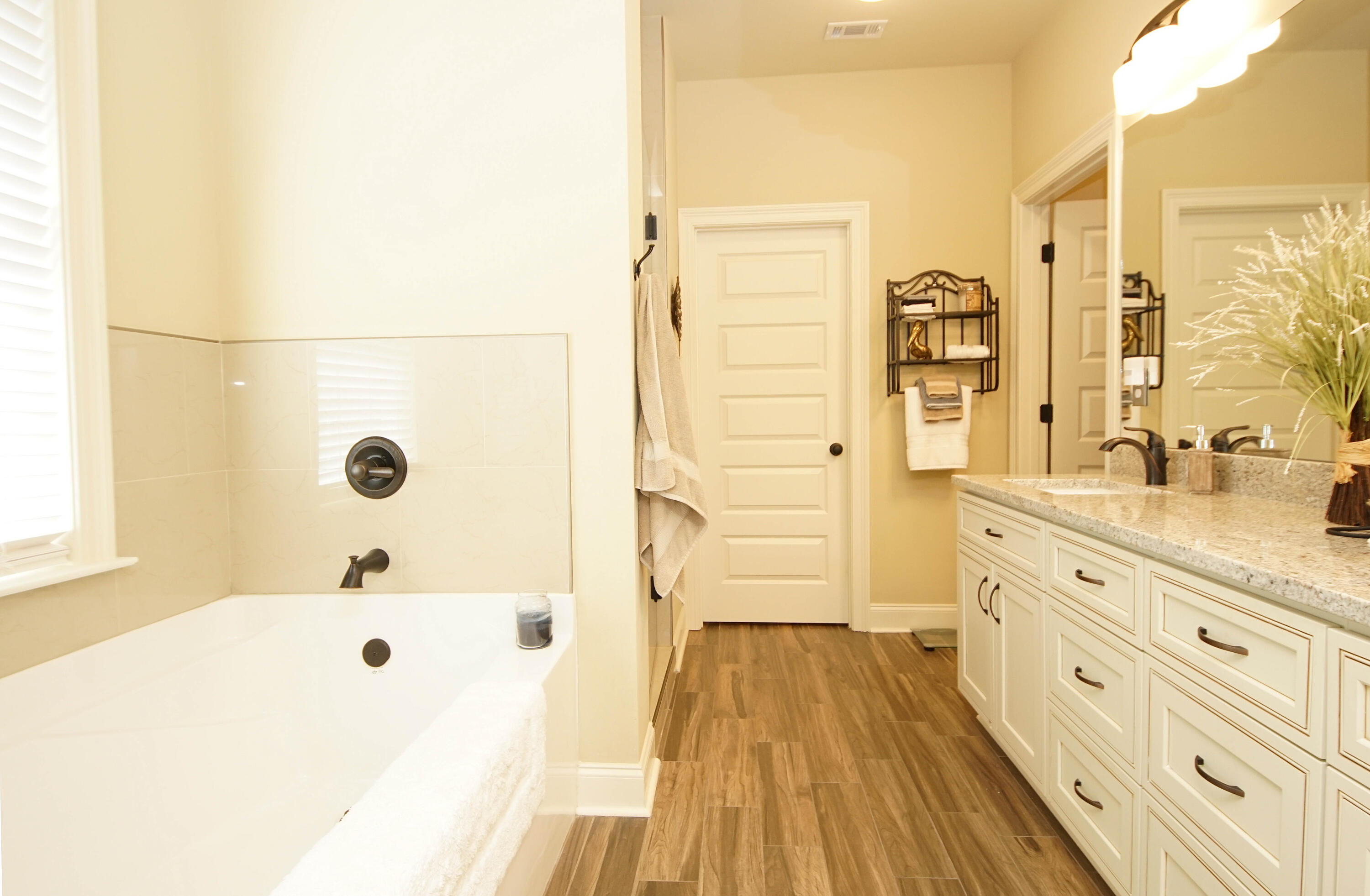 NAVARRE FIRST ADD - Residential