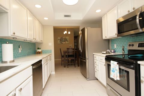 A home in Mary Esther