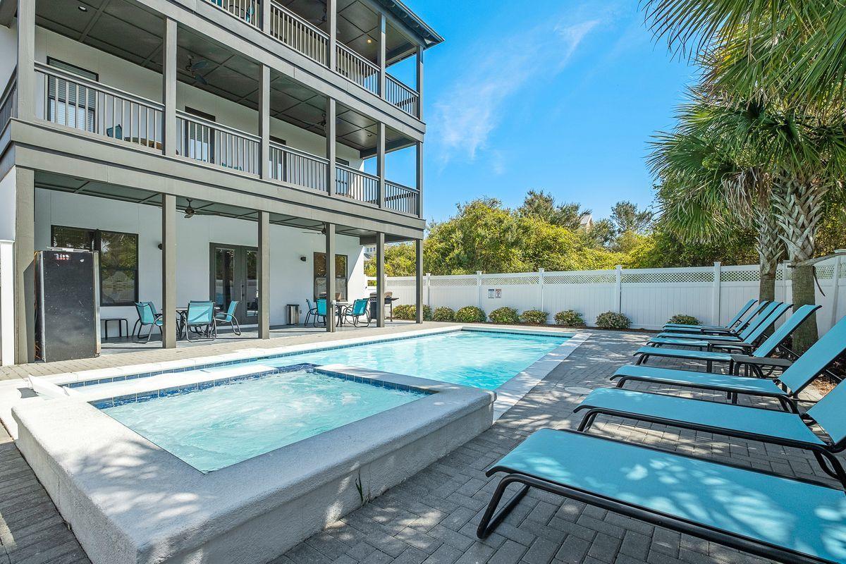FRANGISTA BEACH - Residential