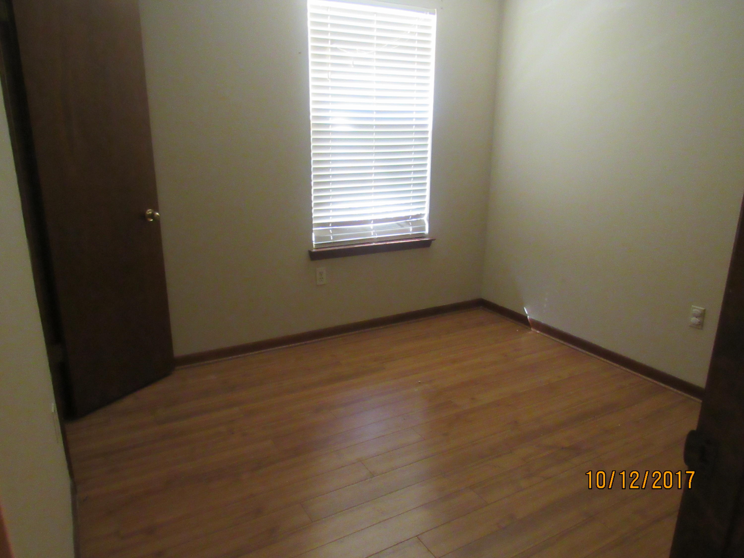 COUNTRY OAKS ESTATES PH 1 - Residential