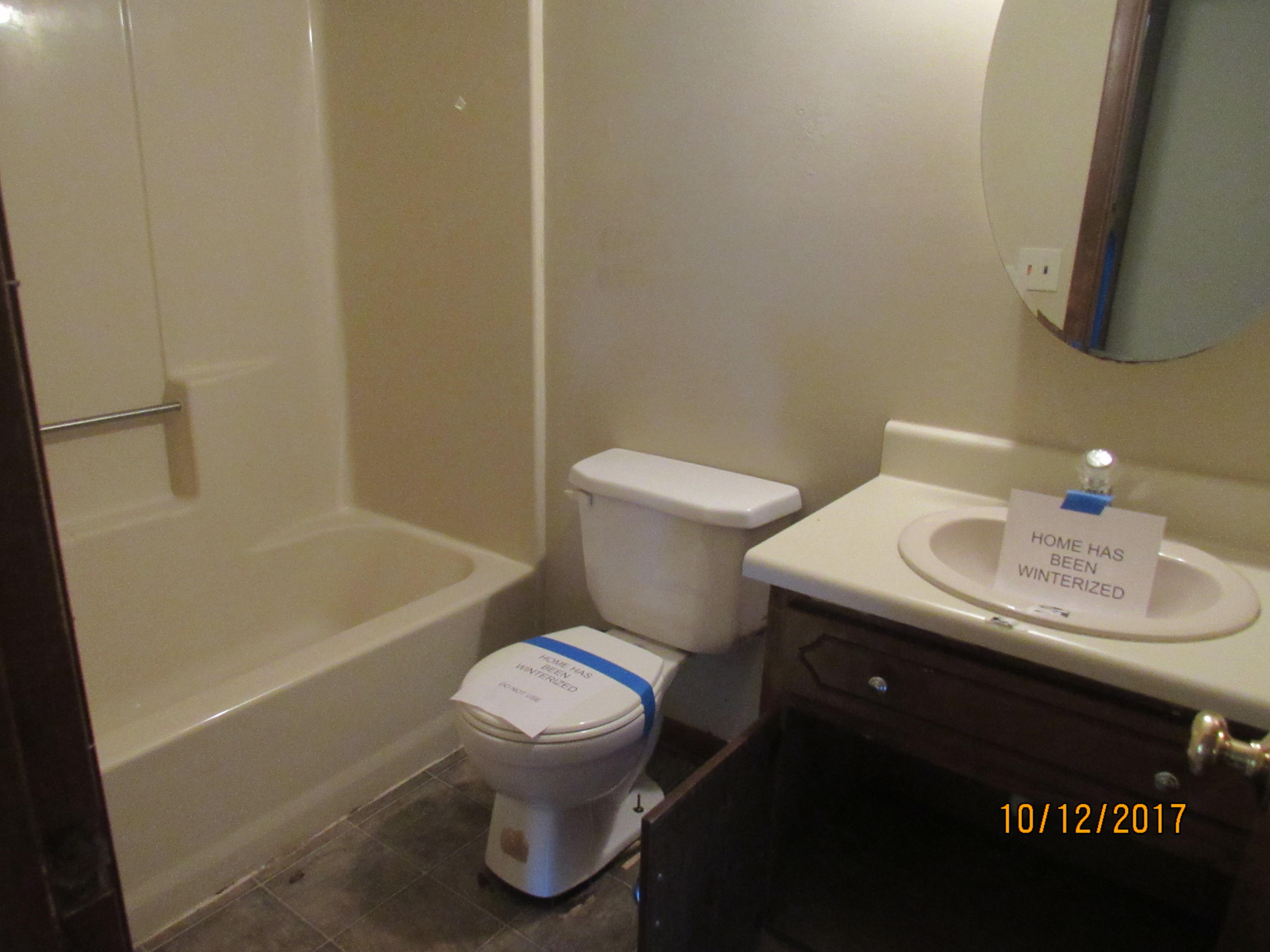 COUNTRY OAKS ESTATES PH 1 - Residential