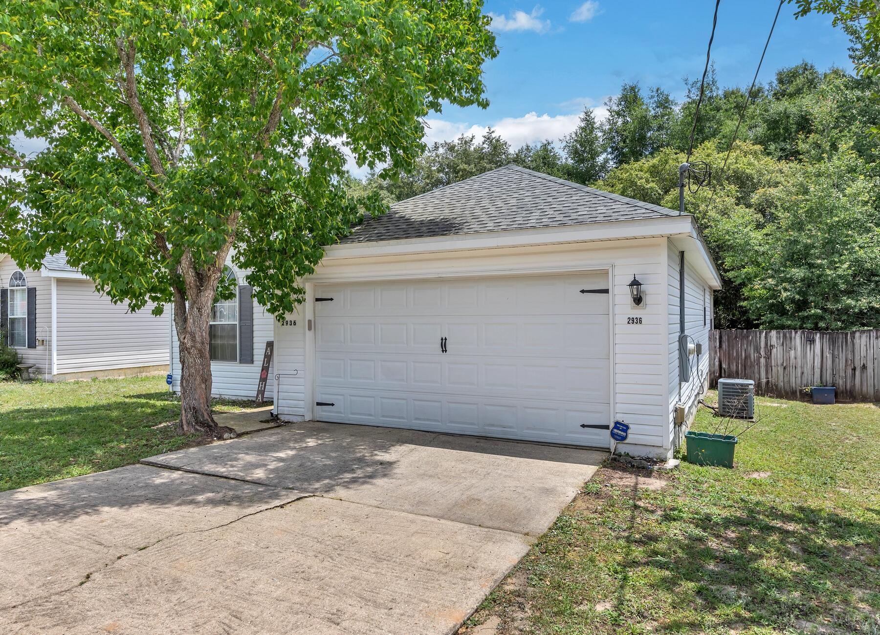 VALLEY CREEK S/D - Residential Lease