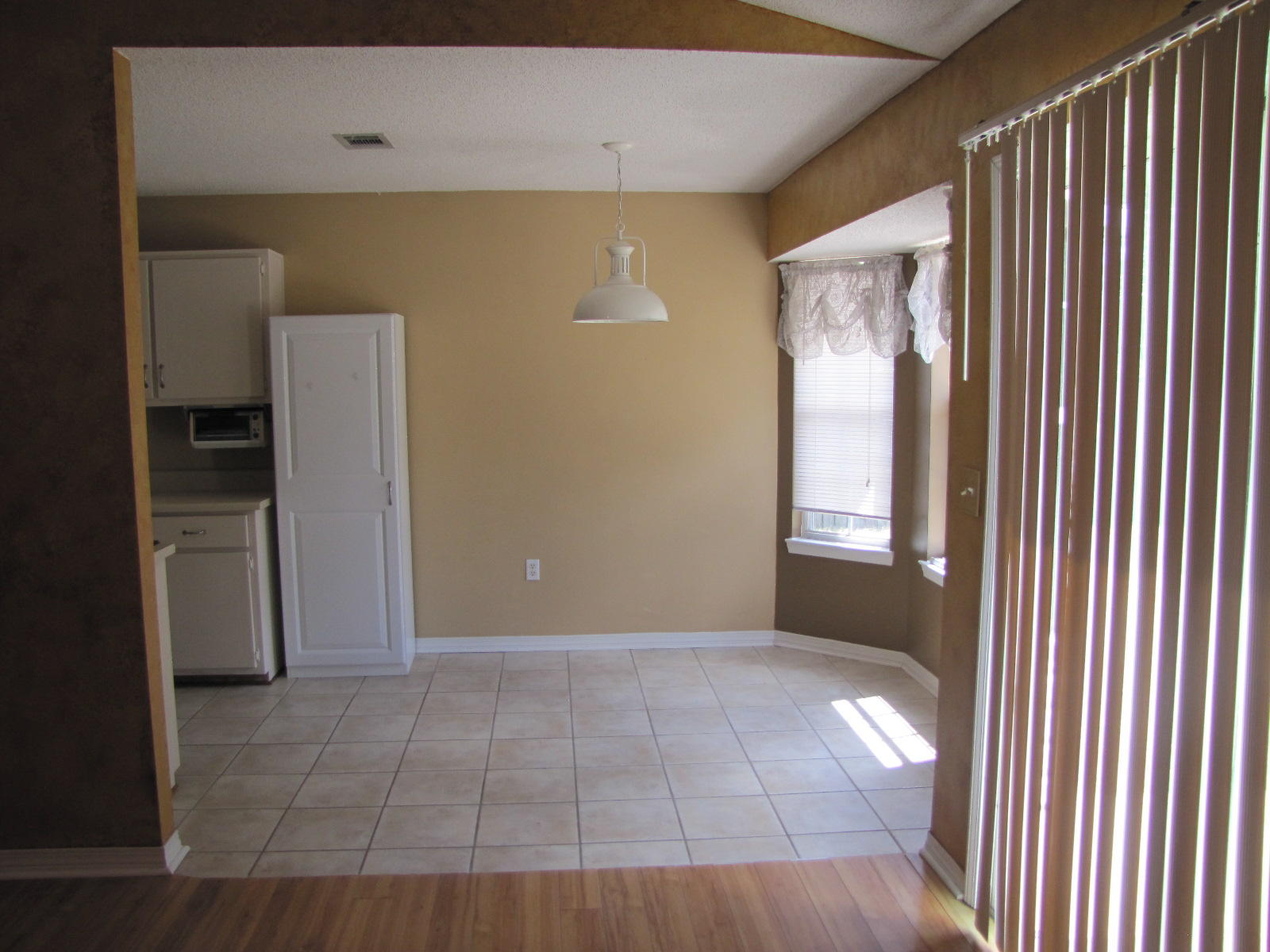 CORONADO VILLAGE PH 1 - Residential Lease