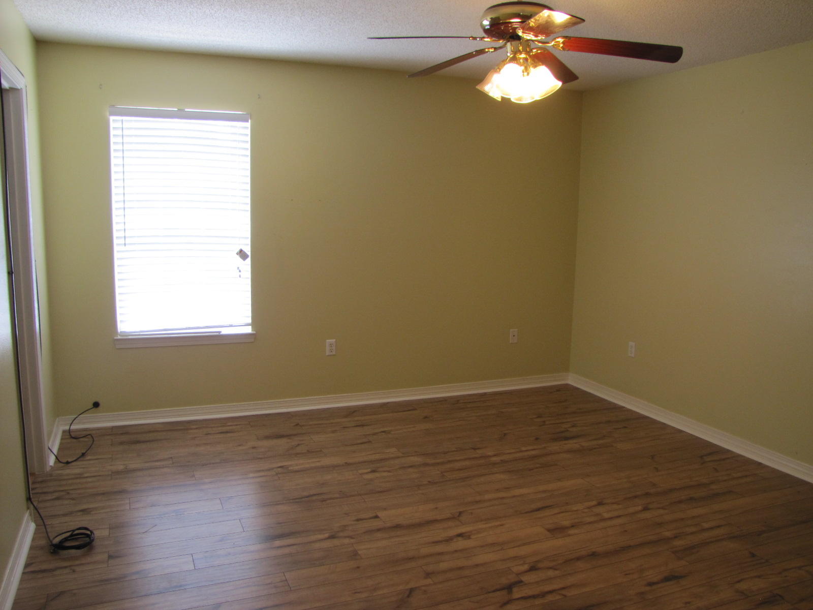 CORONADO VILLAGE PH 1 - Residential Lease