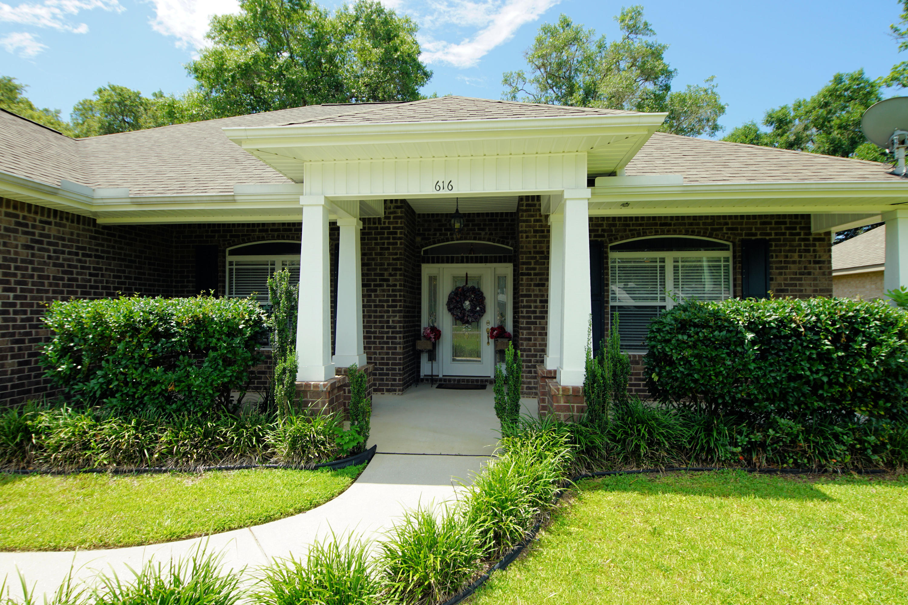 AZALEA SHORES - Residential