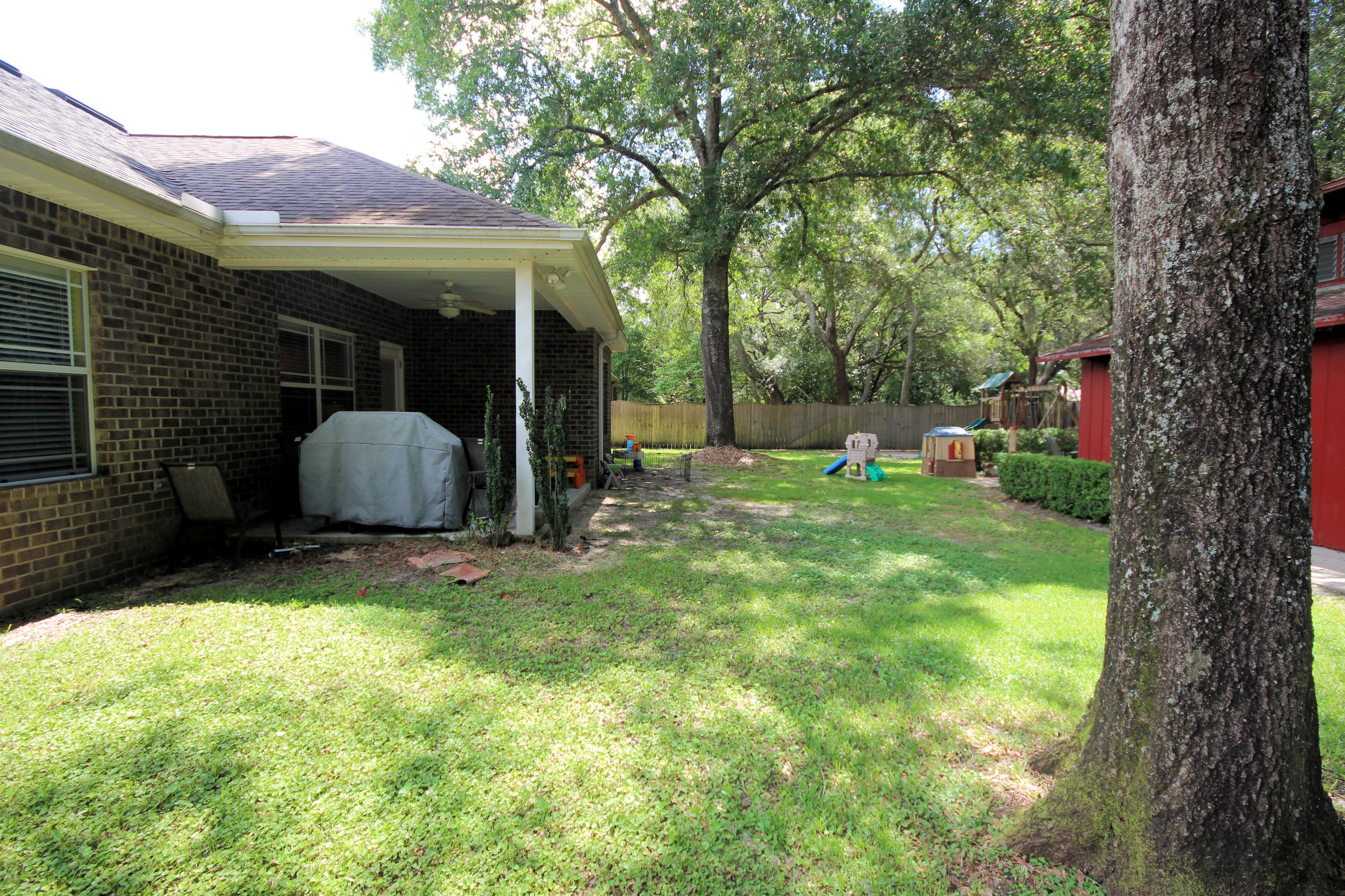 AZALEA SHORES - Residential