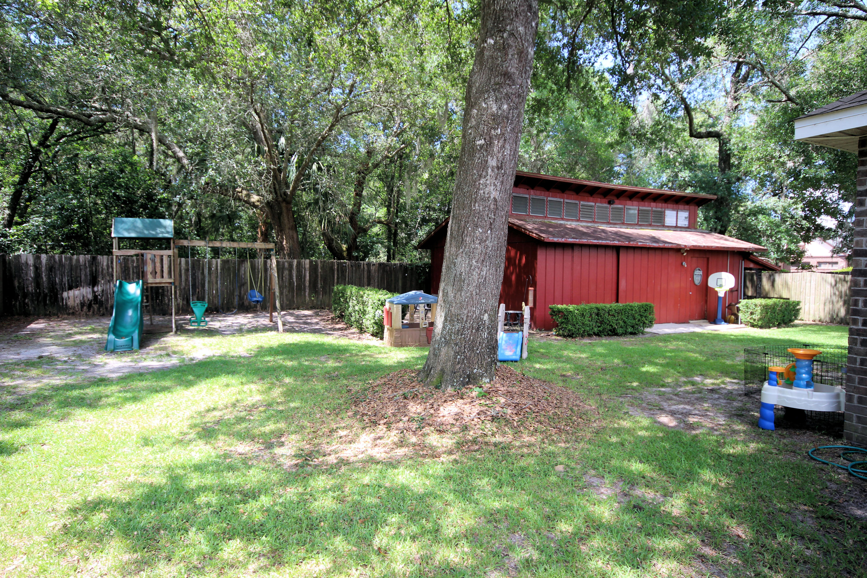 AZALEA SHORES - Residential