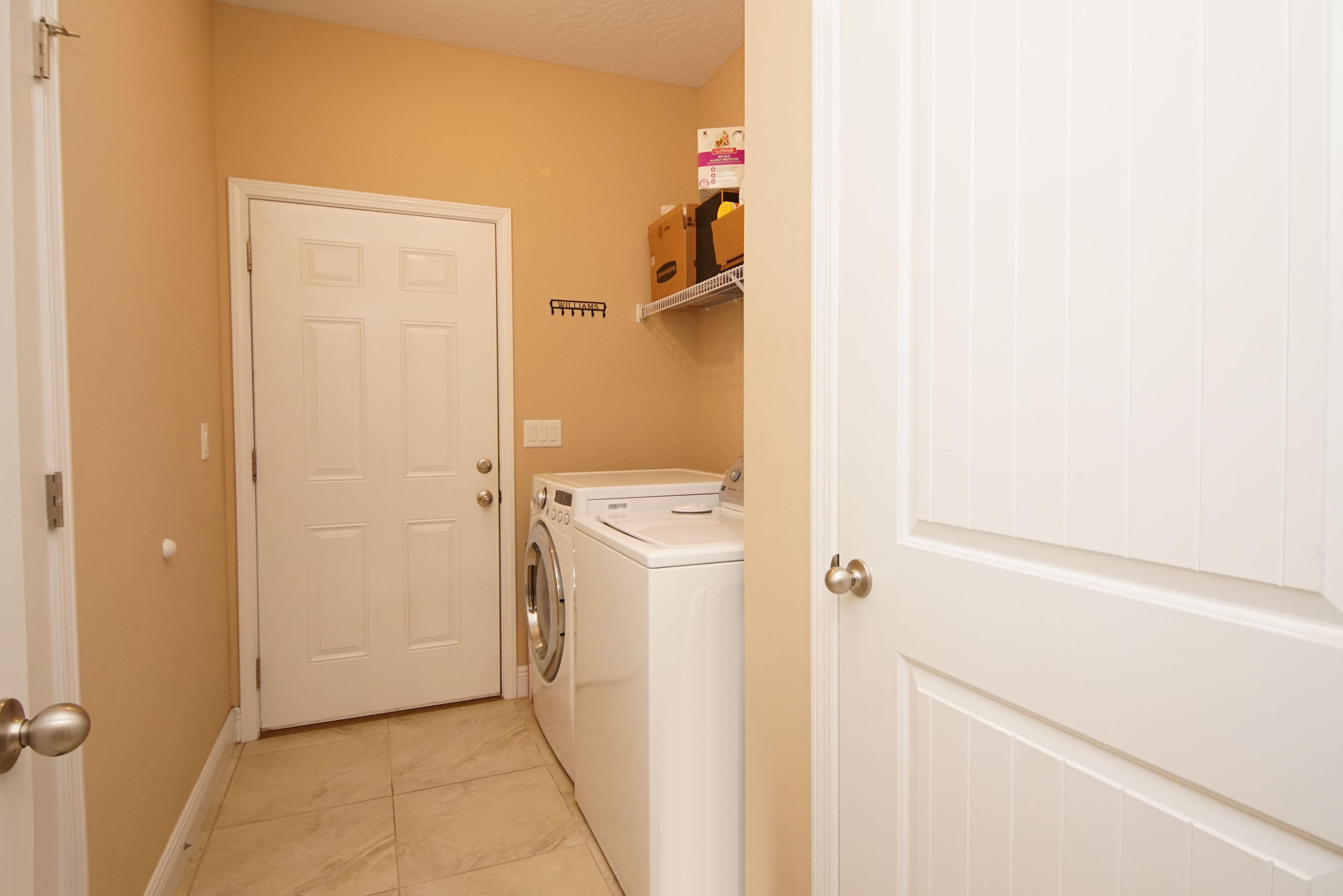 AZALEA SHORES - Residential