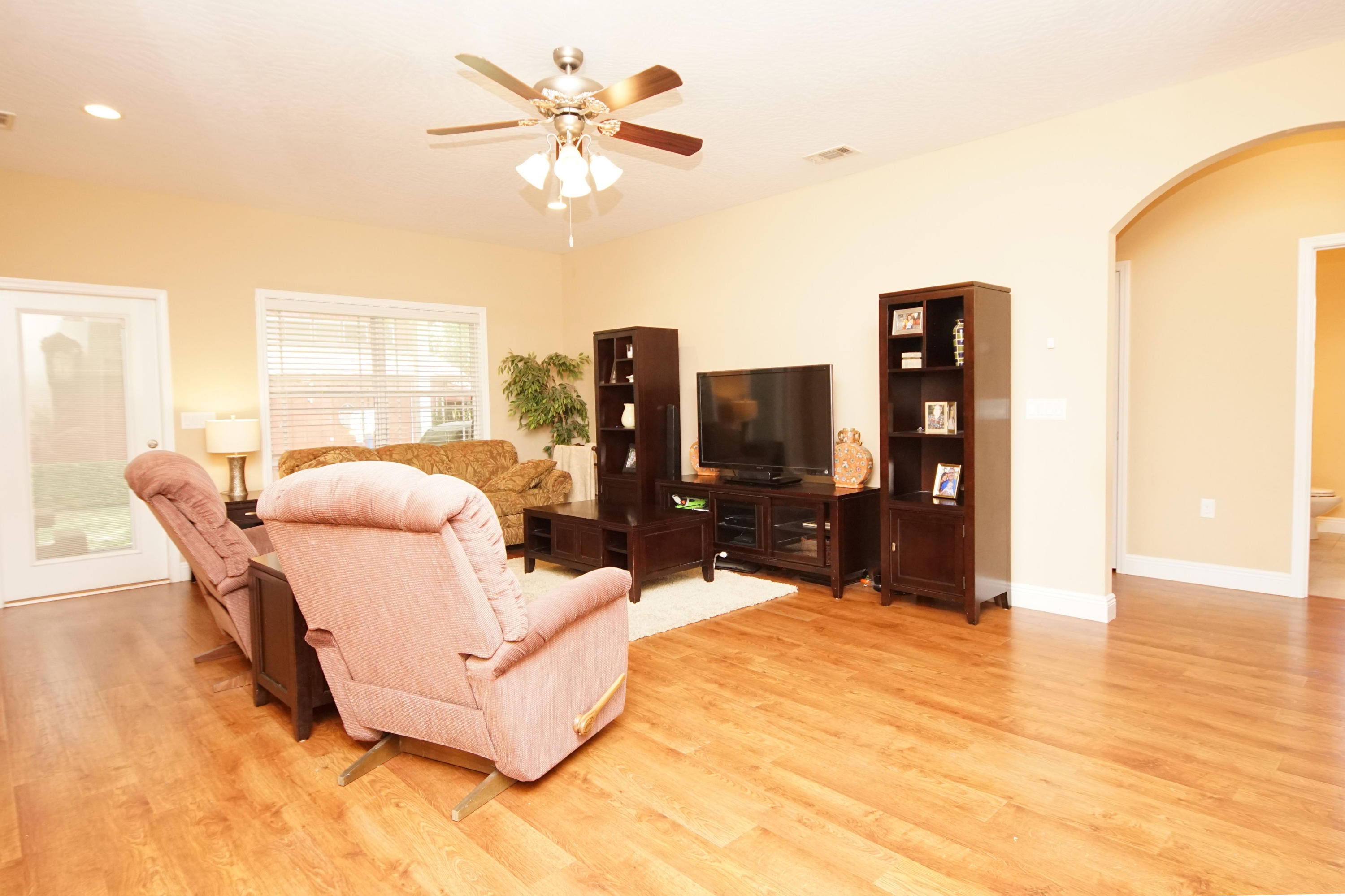 AZALEA SHORES - Residential