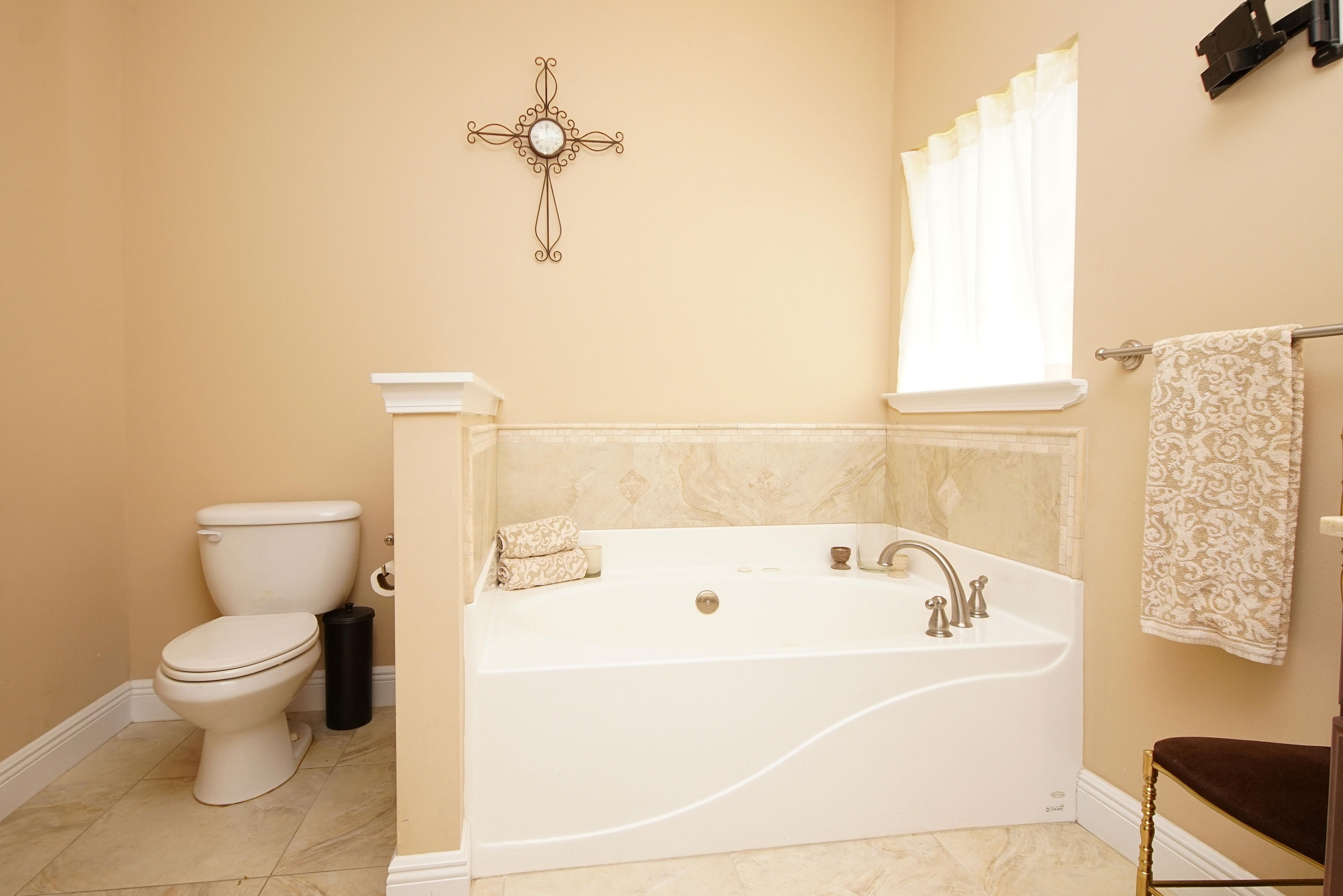 AZALEA SHORES - Residential