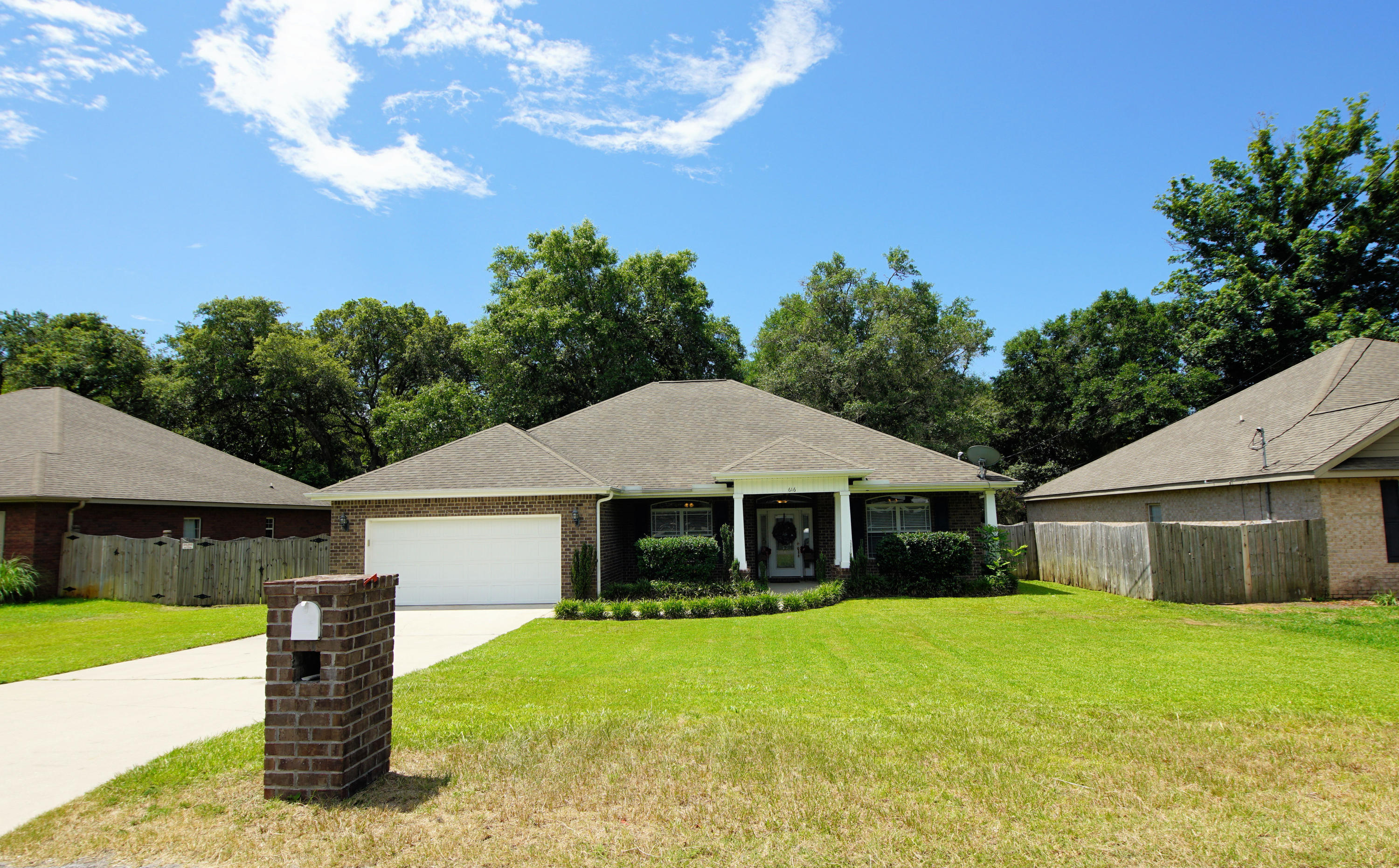 AZALEA SHORES - Residential
