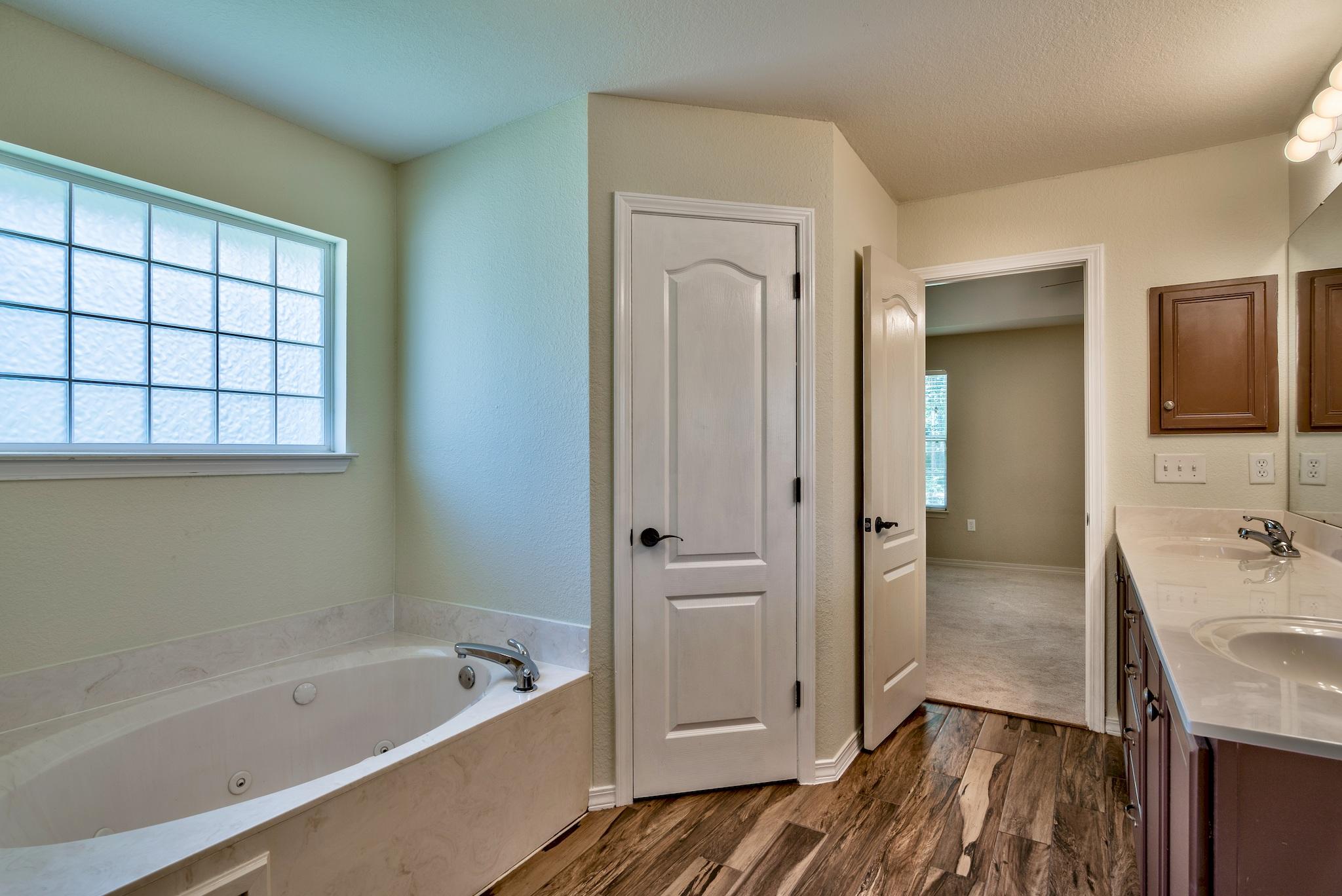 DRIFTWOOD ESTATES - Residential