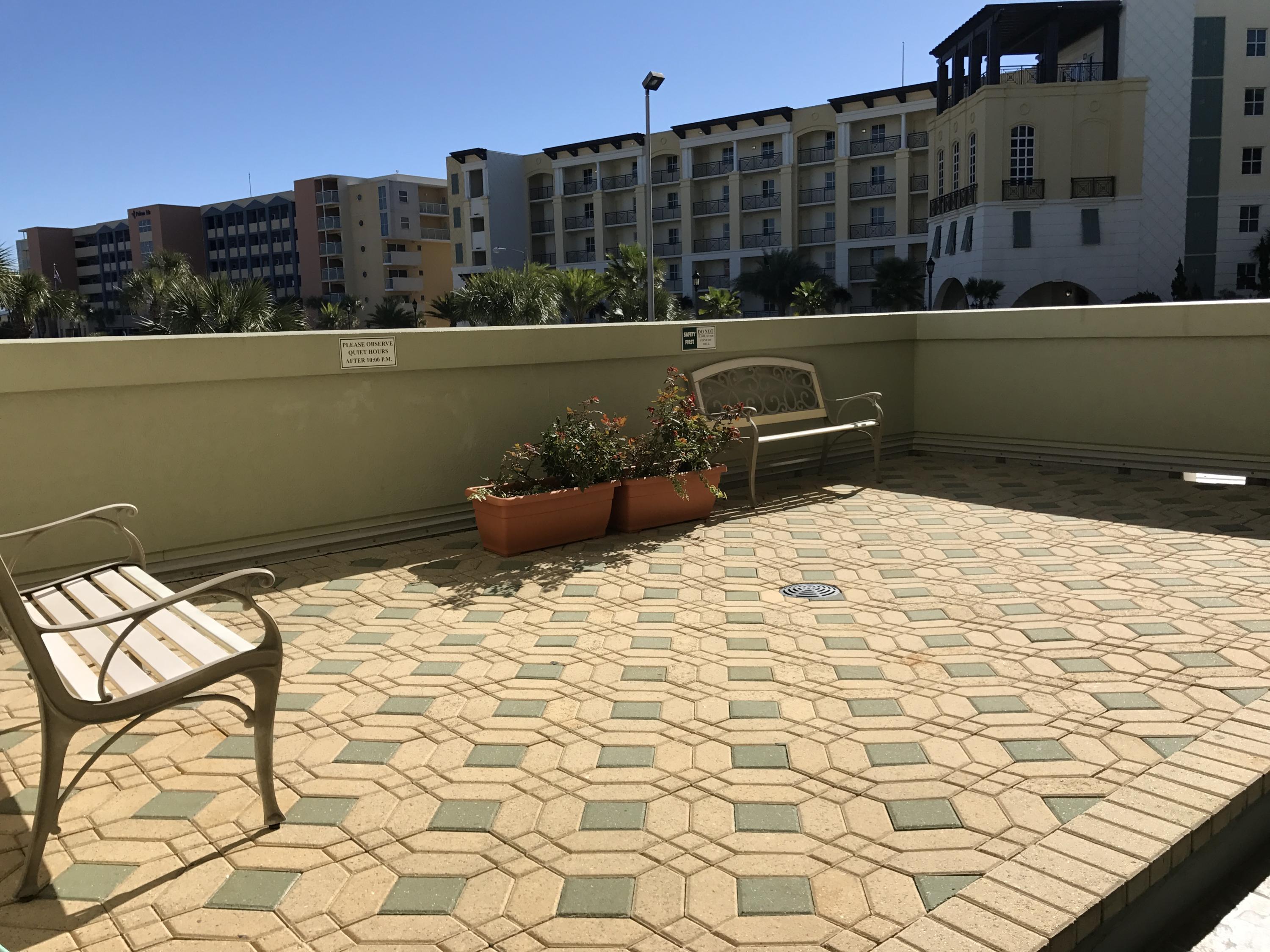 Seacrest Condominiums - Residential