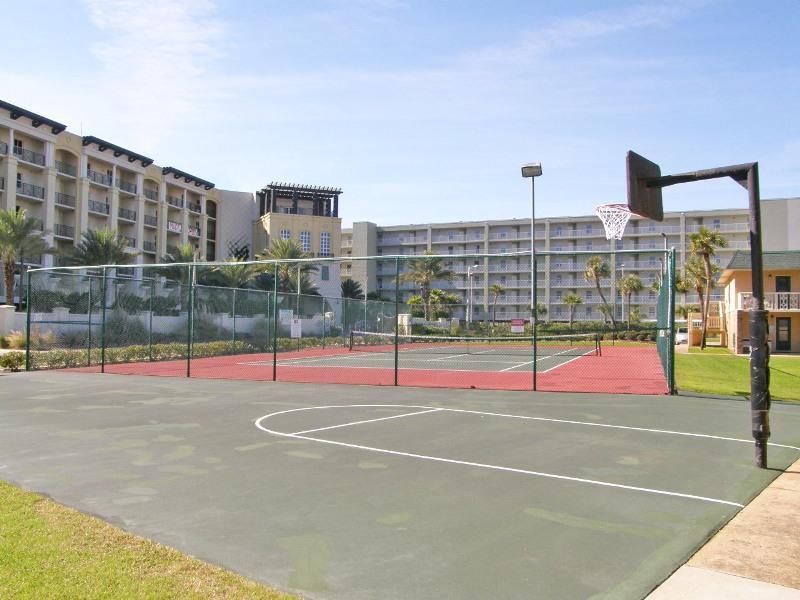 Seacrest Condominiums - Residential