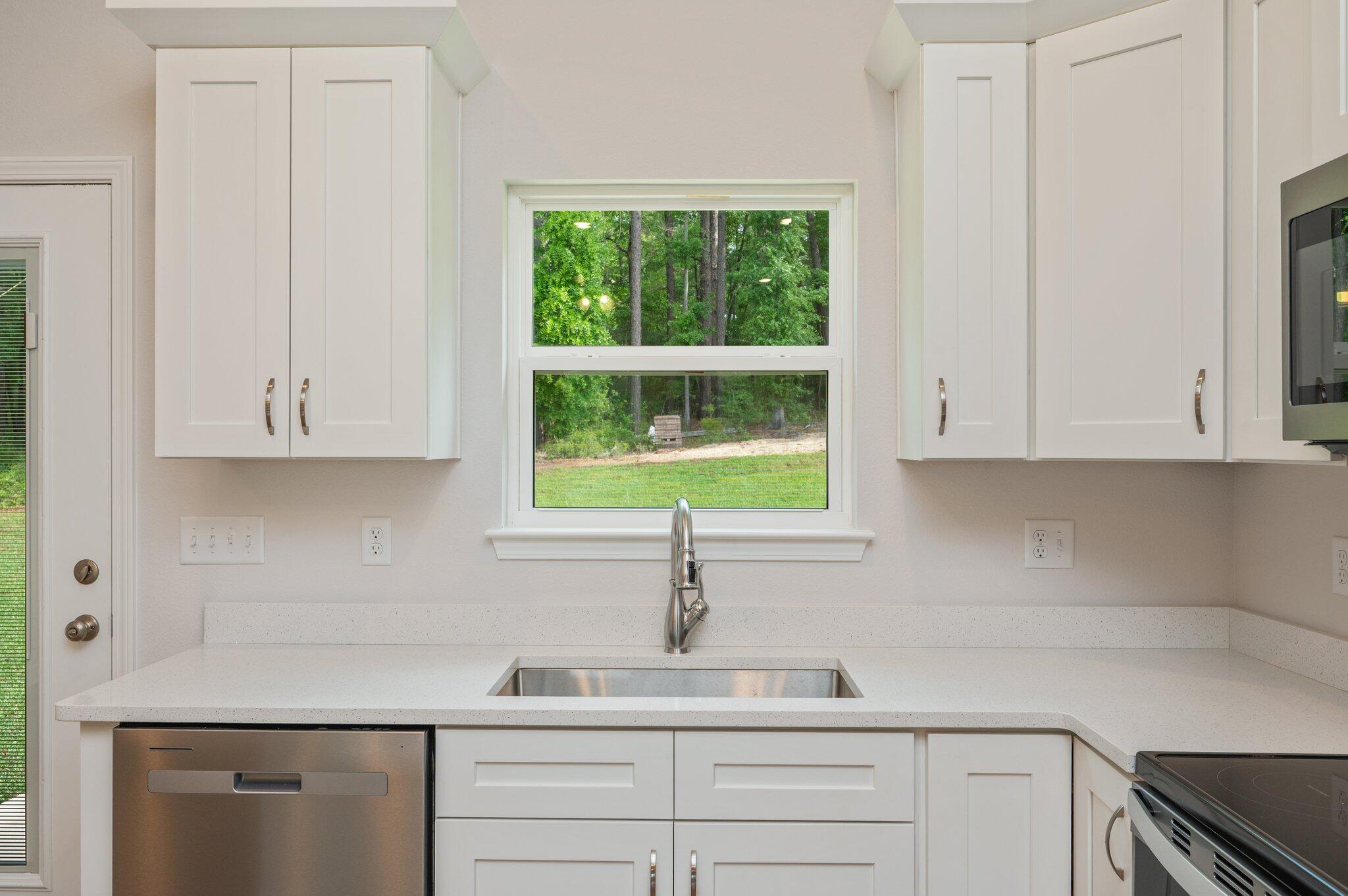 SOUTHERN DAY CHATEAU - Residential