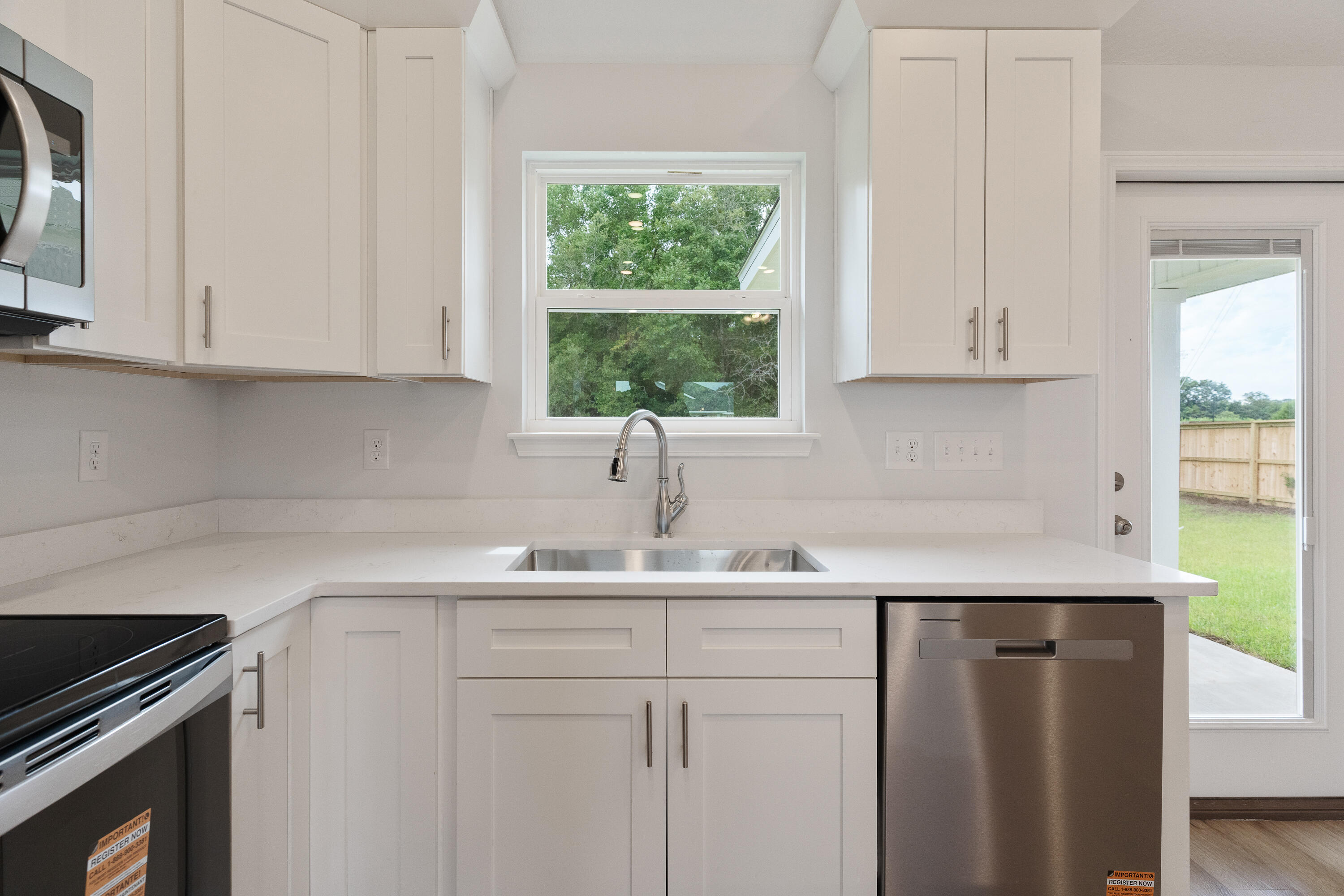 SOUTHERN DAY CHATEAU - Residential