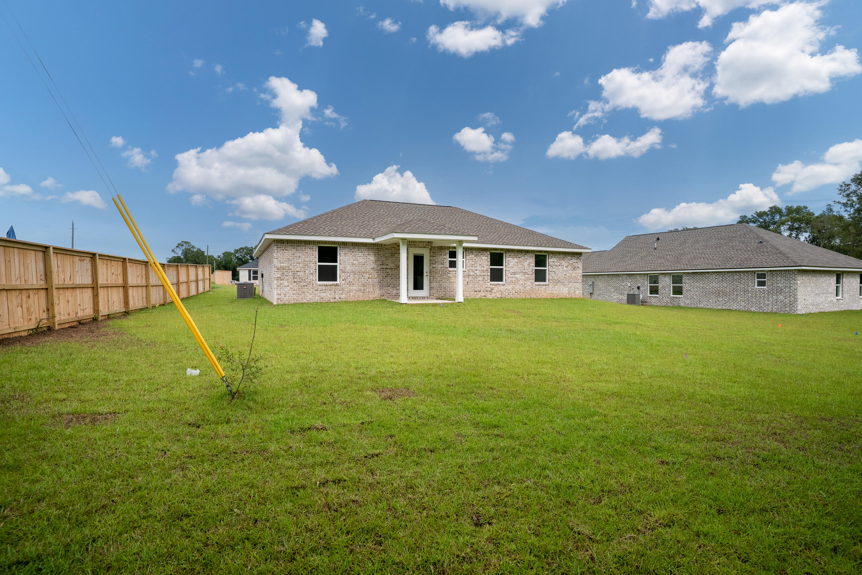 SOUTHERN DAY CHATEAU - Residential