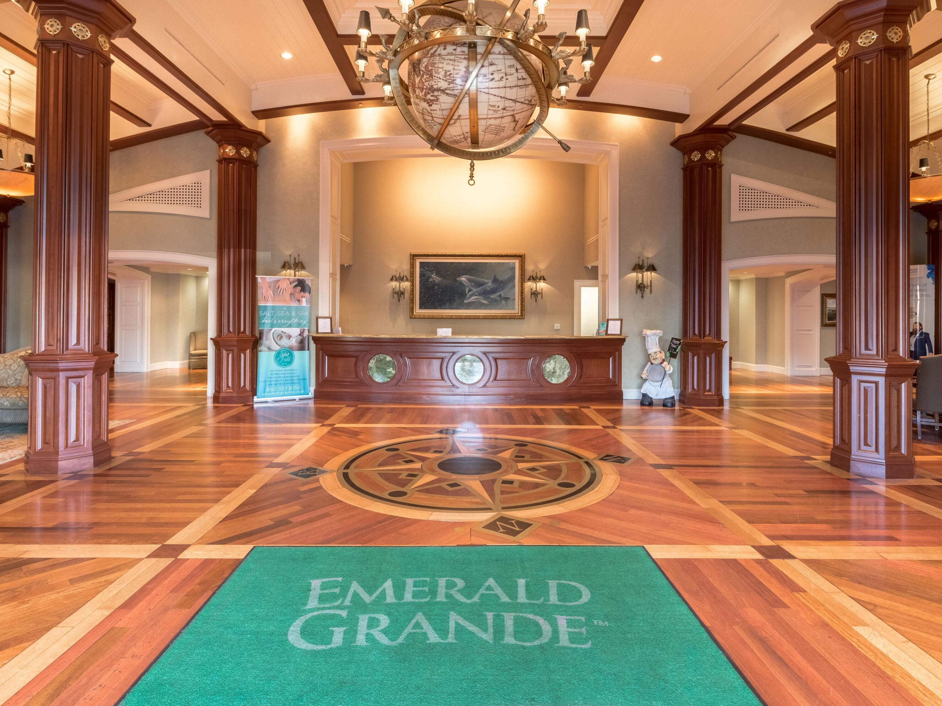 EMERALD GRANDE - Residential