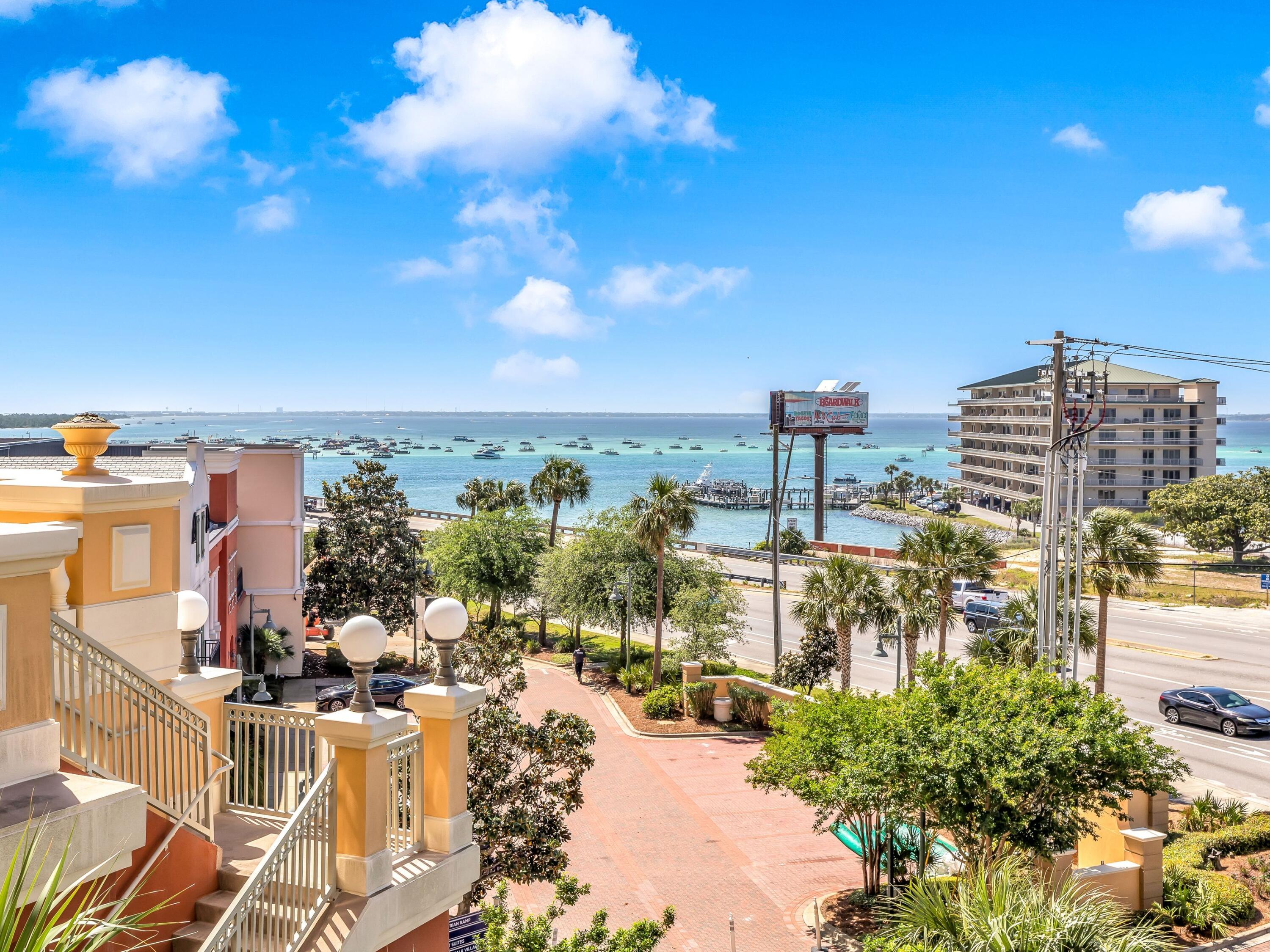 EMERALD GRANDE - Residential