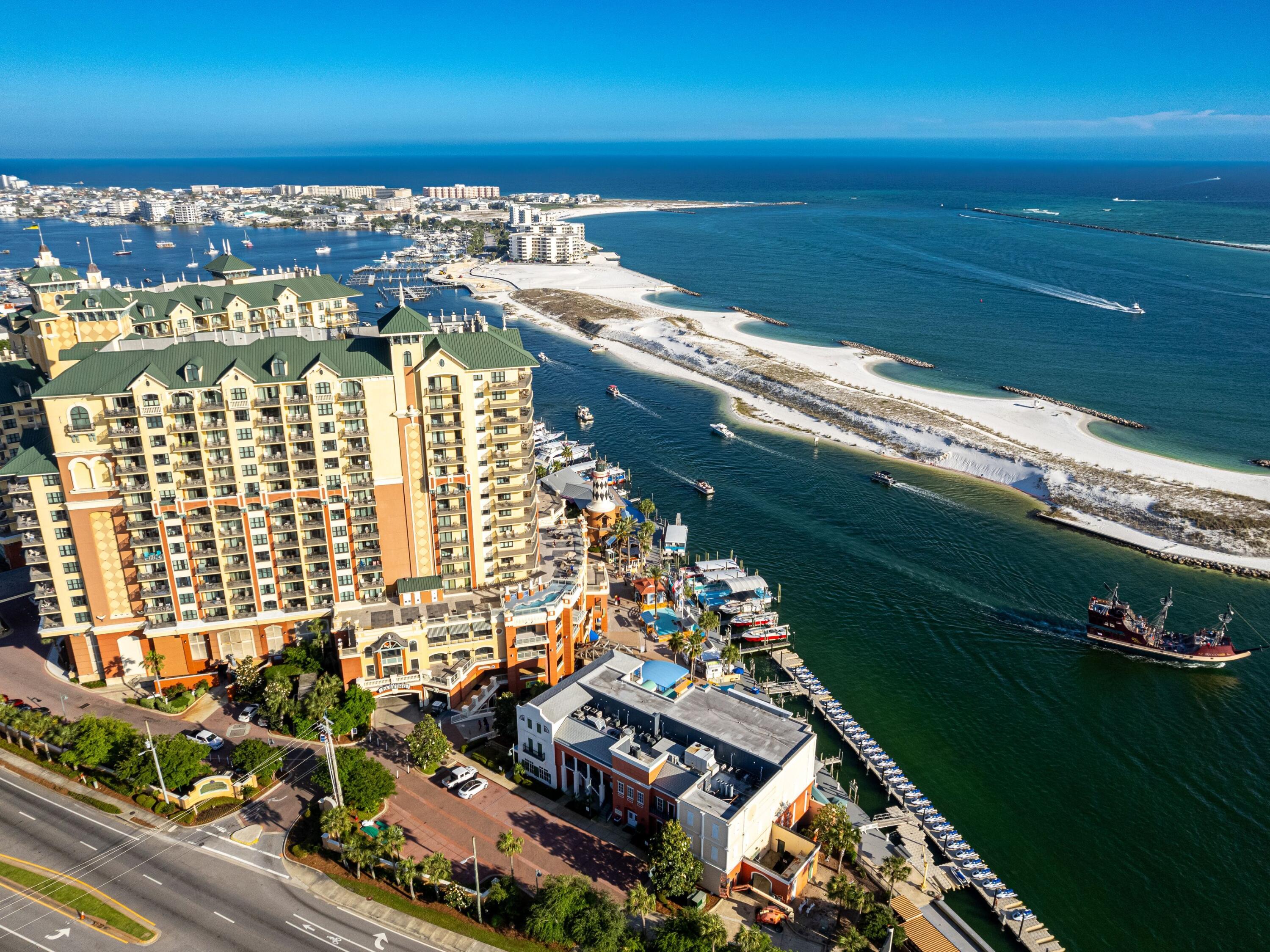 EMERALD GRANDE - Residential