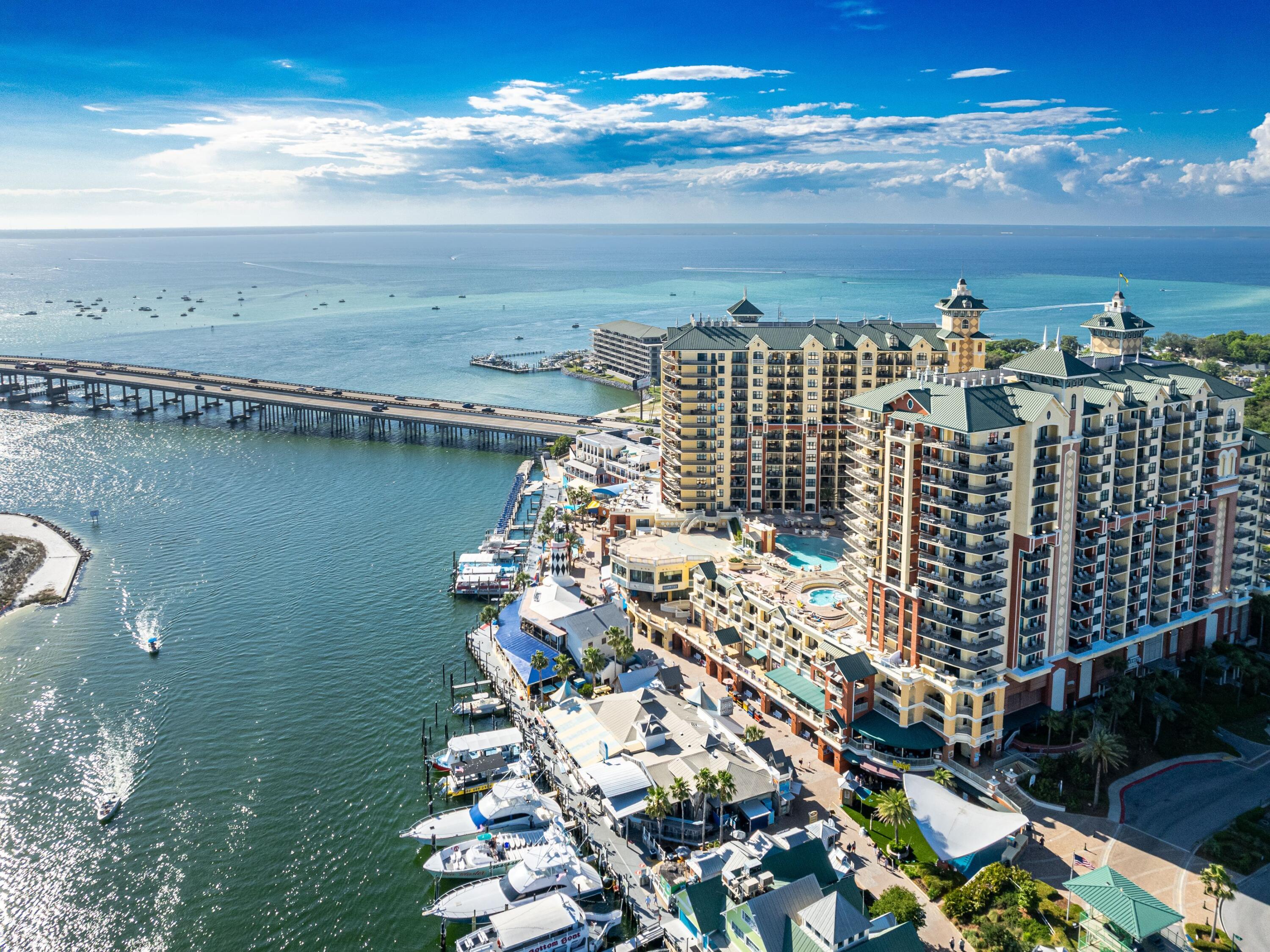 EMERALD GRANDE - Residential