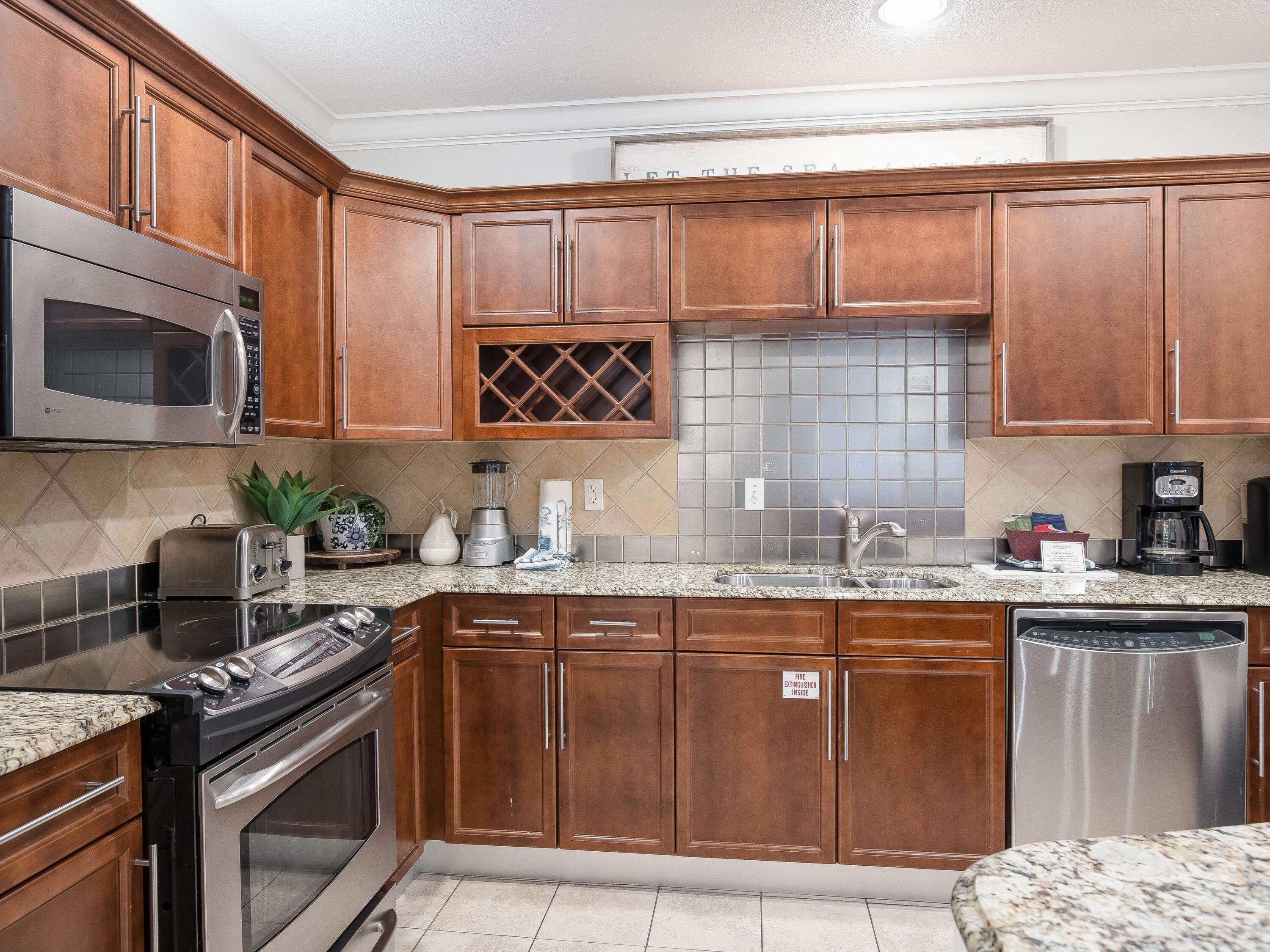 EMERALD GRANDE - Residential