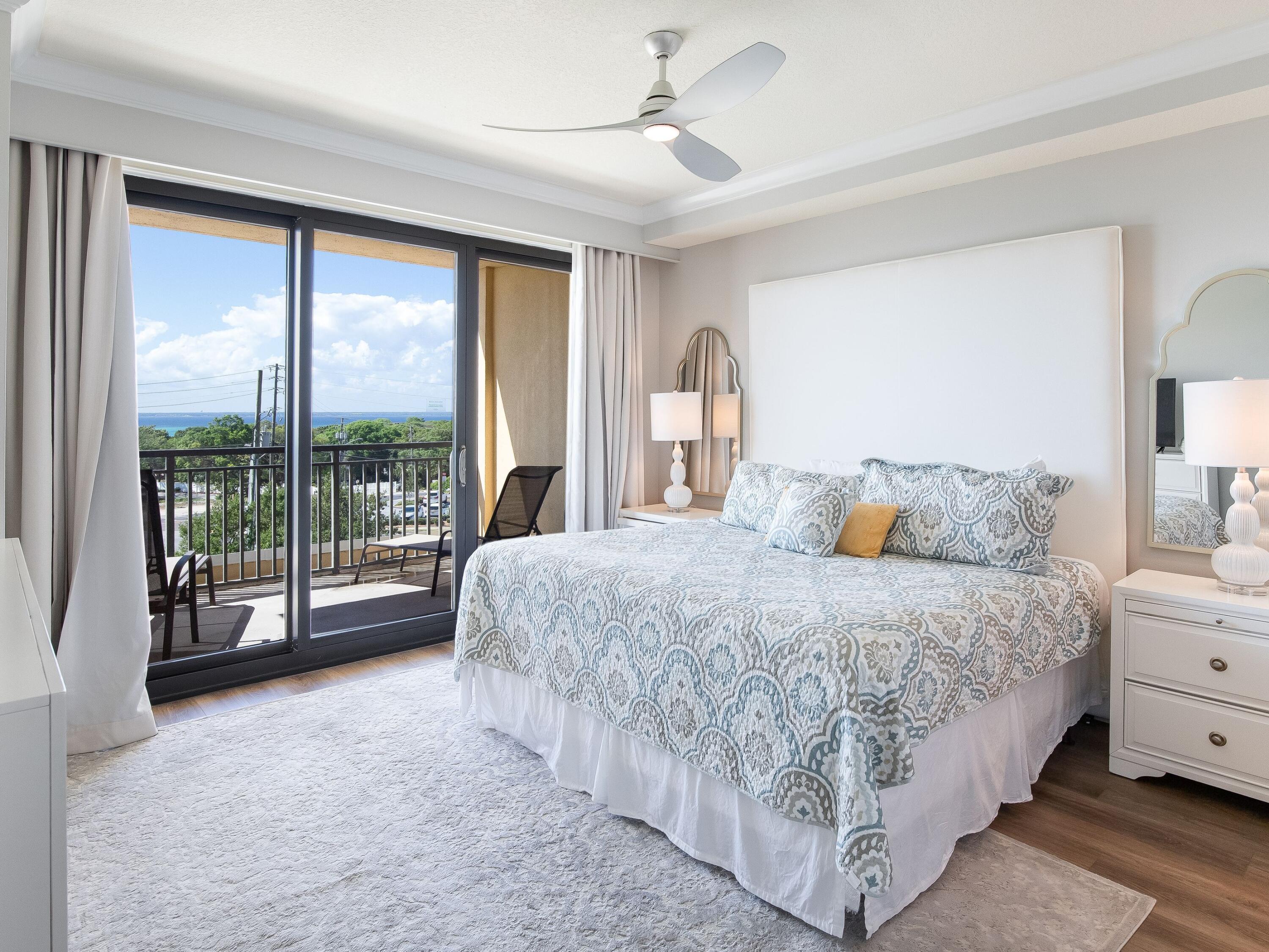 EMERALD GRANDE - Residential