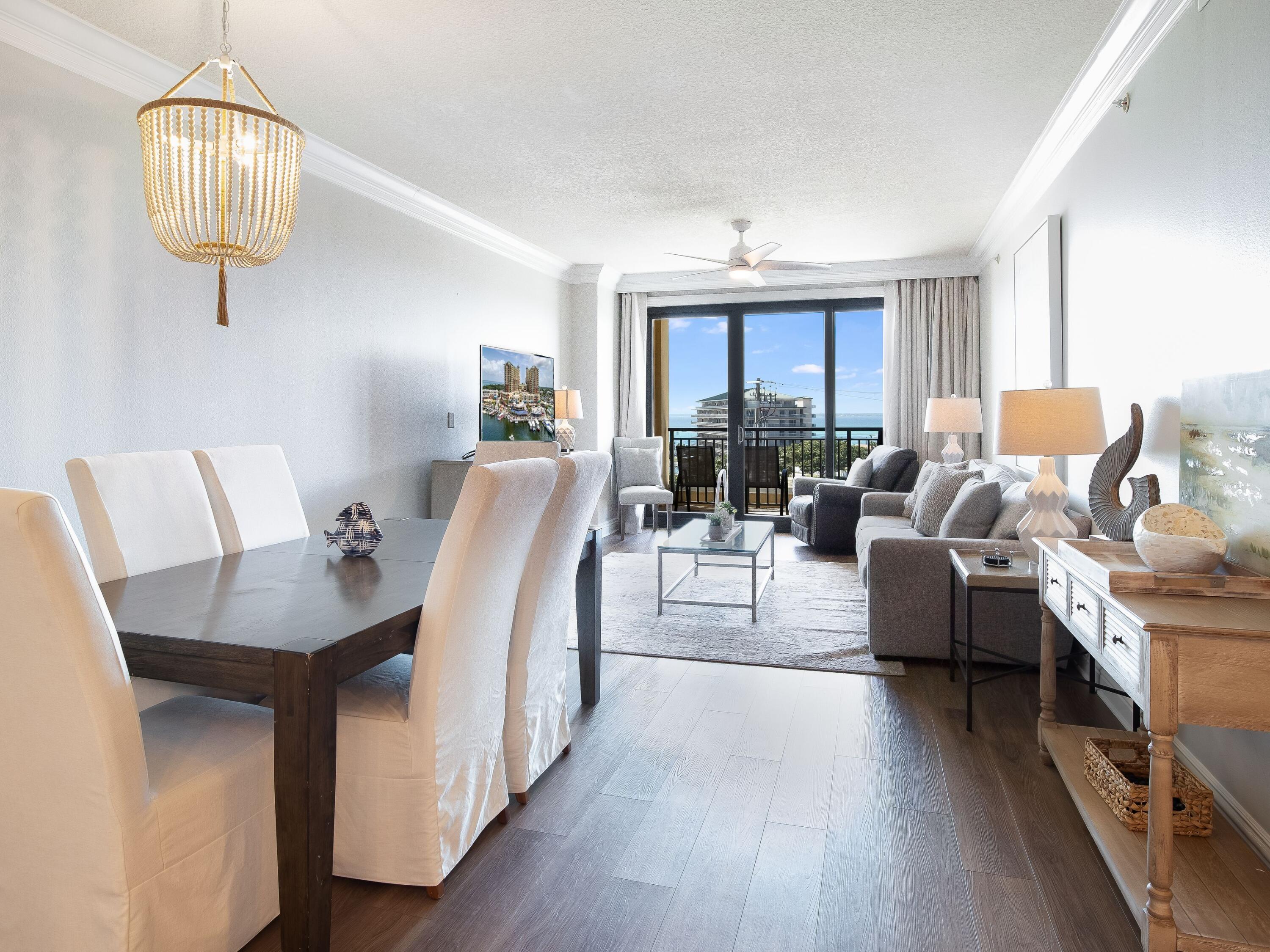 EMERALD GRANDE - Residential