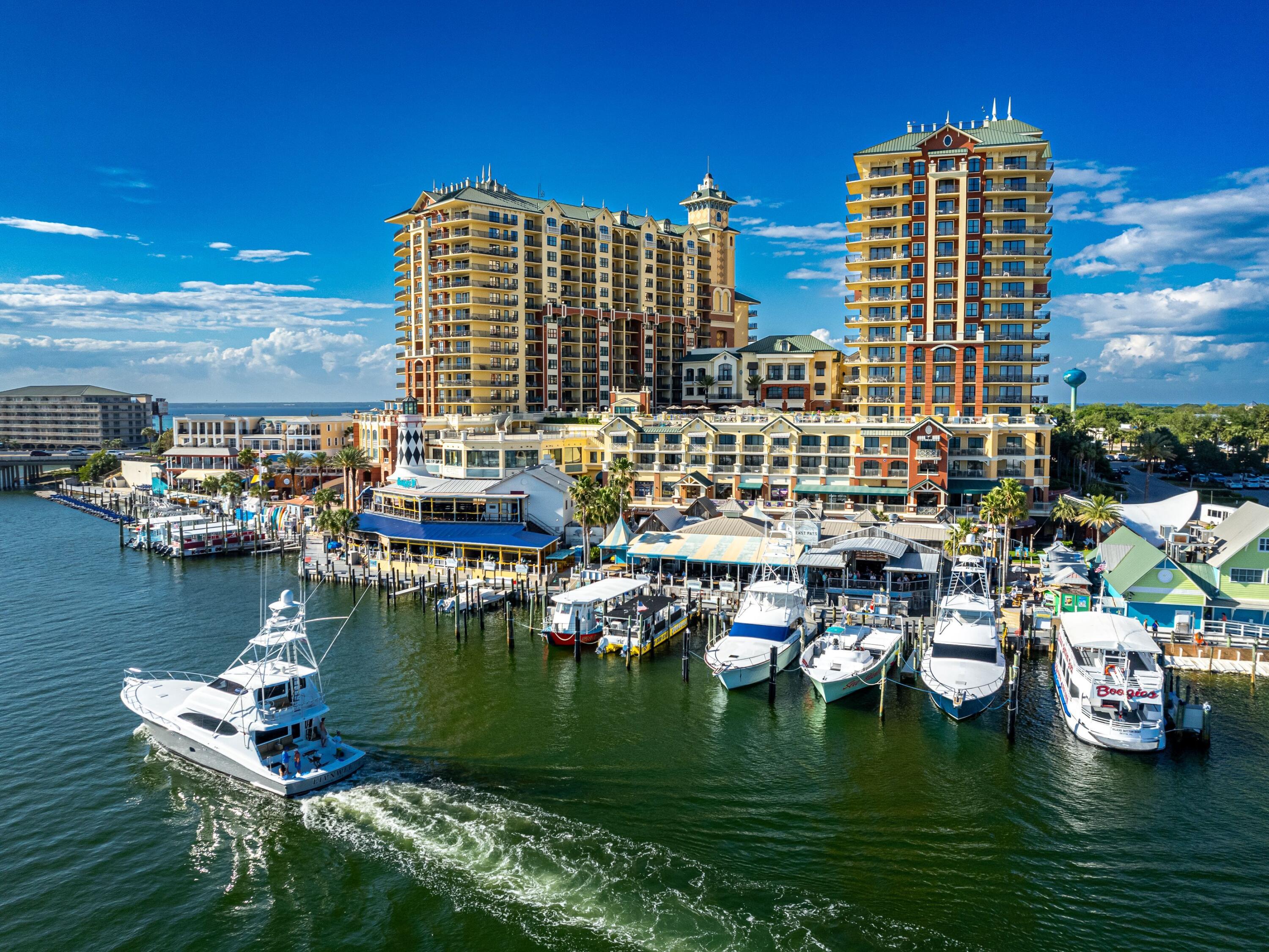 EMERALD GRANDE - Residential