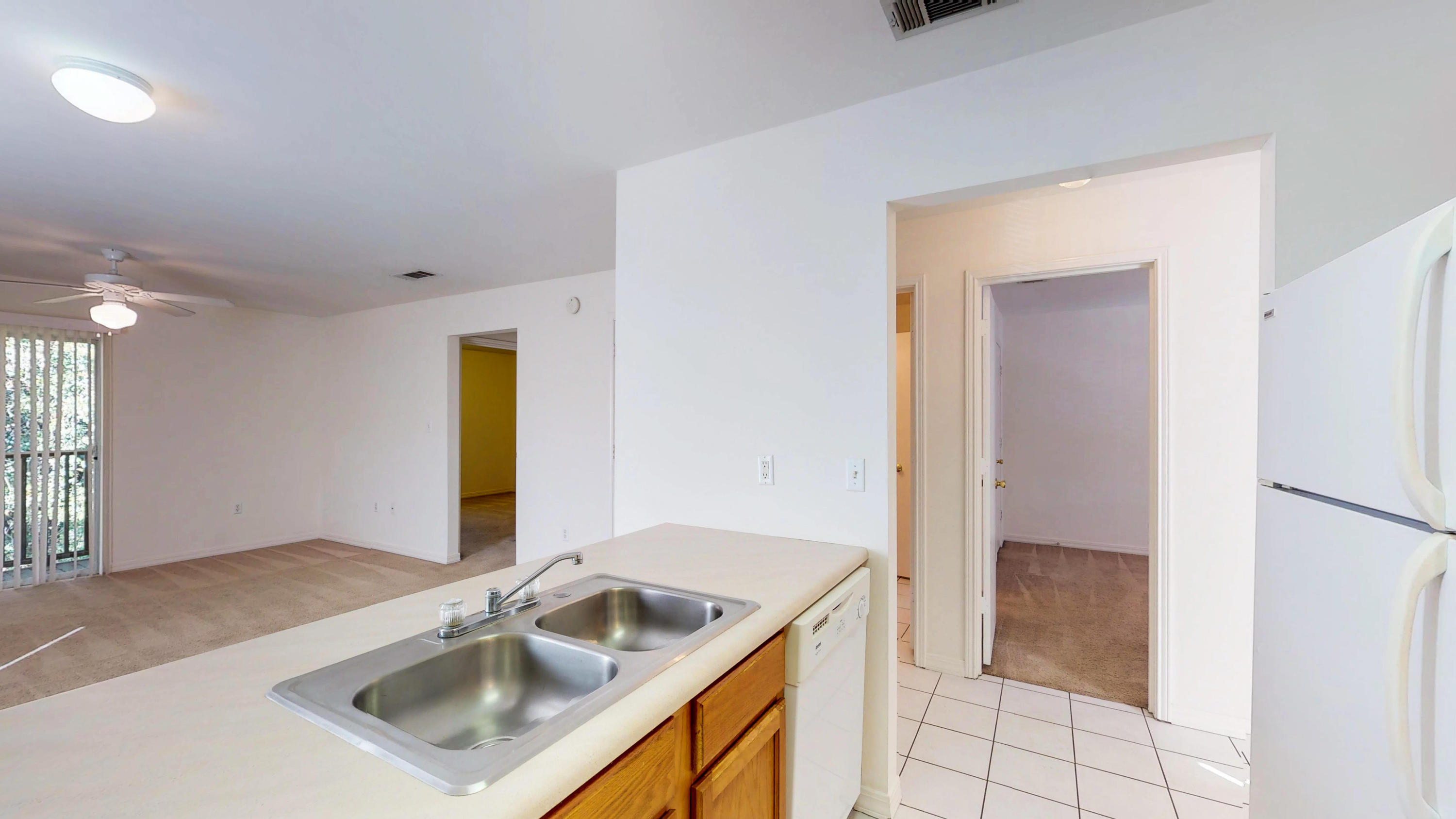 SILVERWOOD - Residential Lease