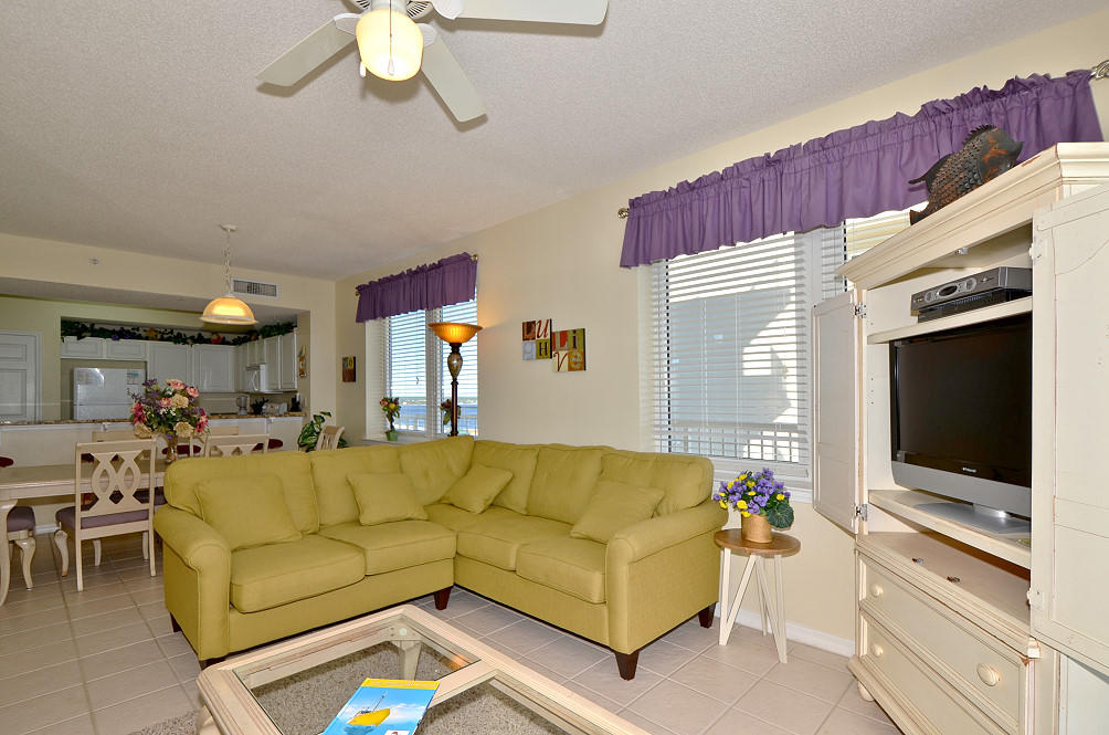 SUMMERWIND CENTER BLDG - Residential