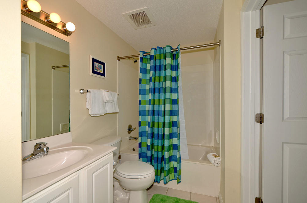 SUMMERWIND CENTER BLDG - Residential