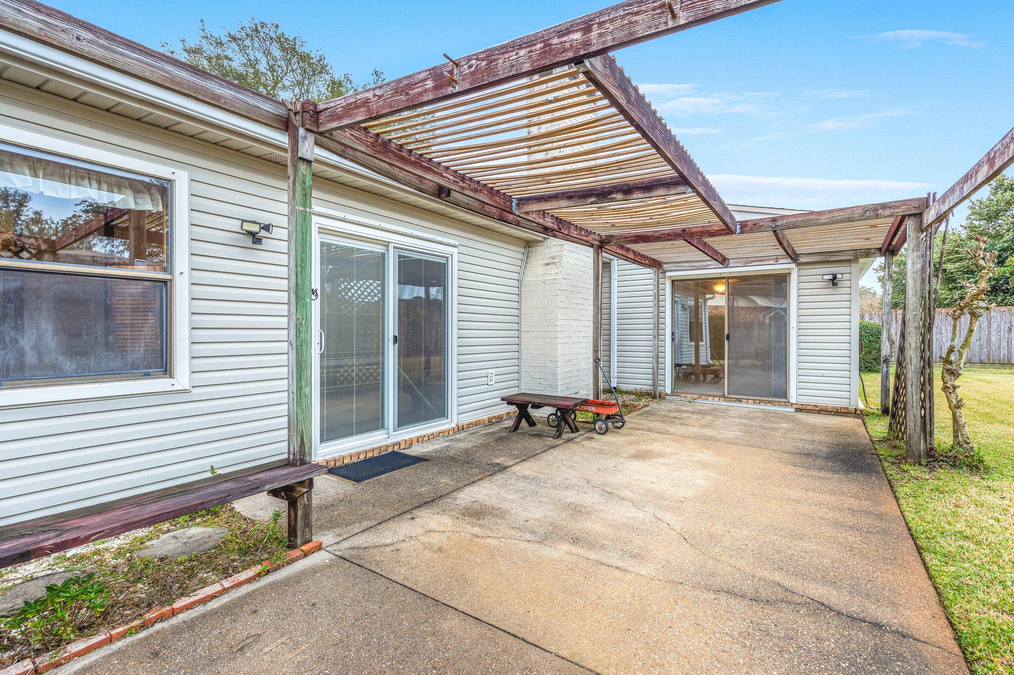 LAKE LORRAINE ESTATES 3 - Residential