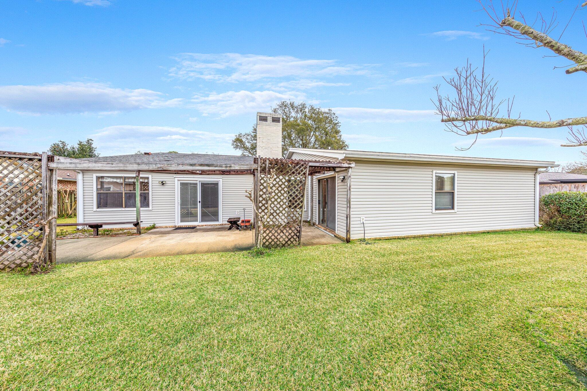 LAKE LORRAINE ESTATES 3 - Residential