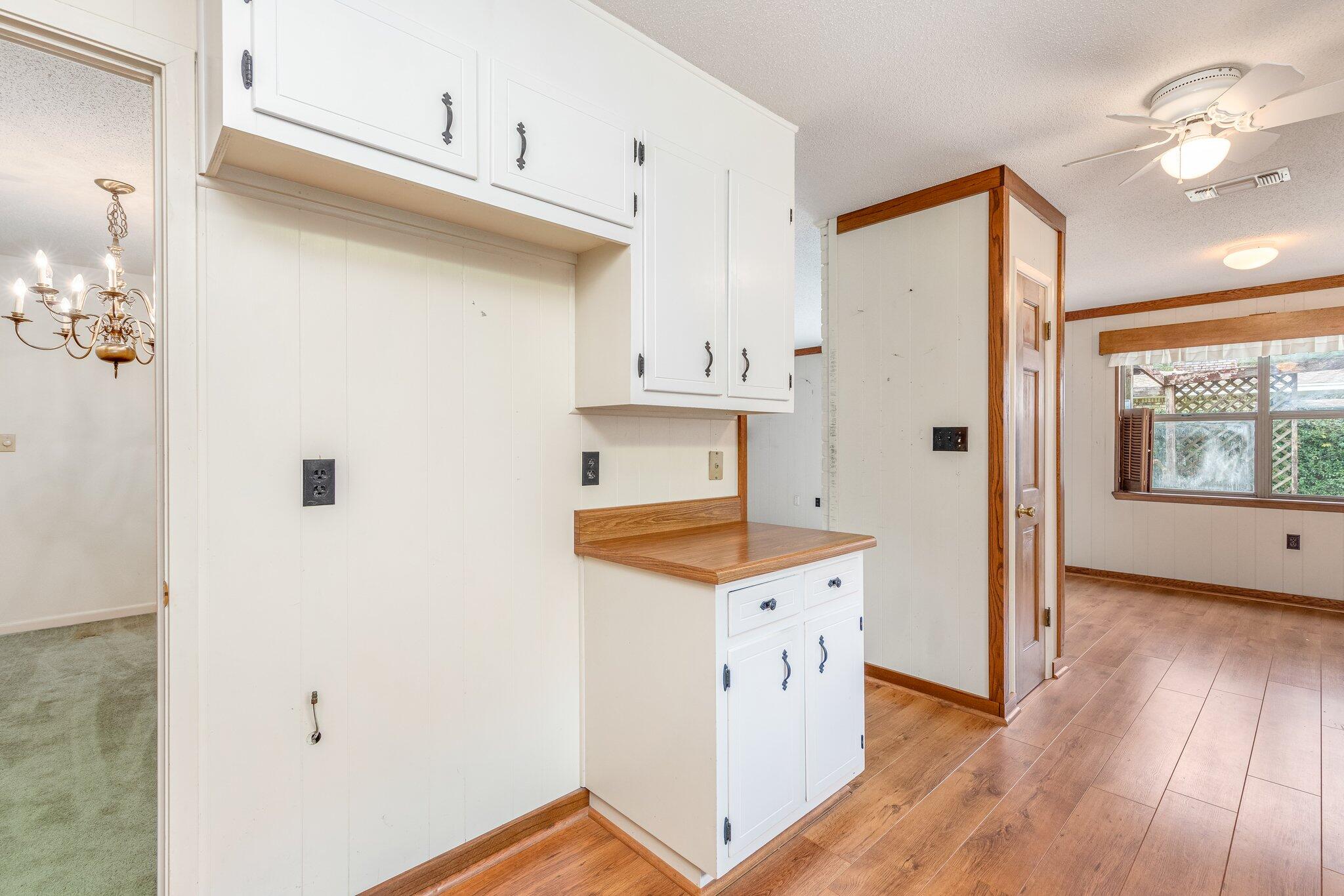 LAKE LORRAINE ESTATES 3 - Residential