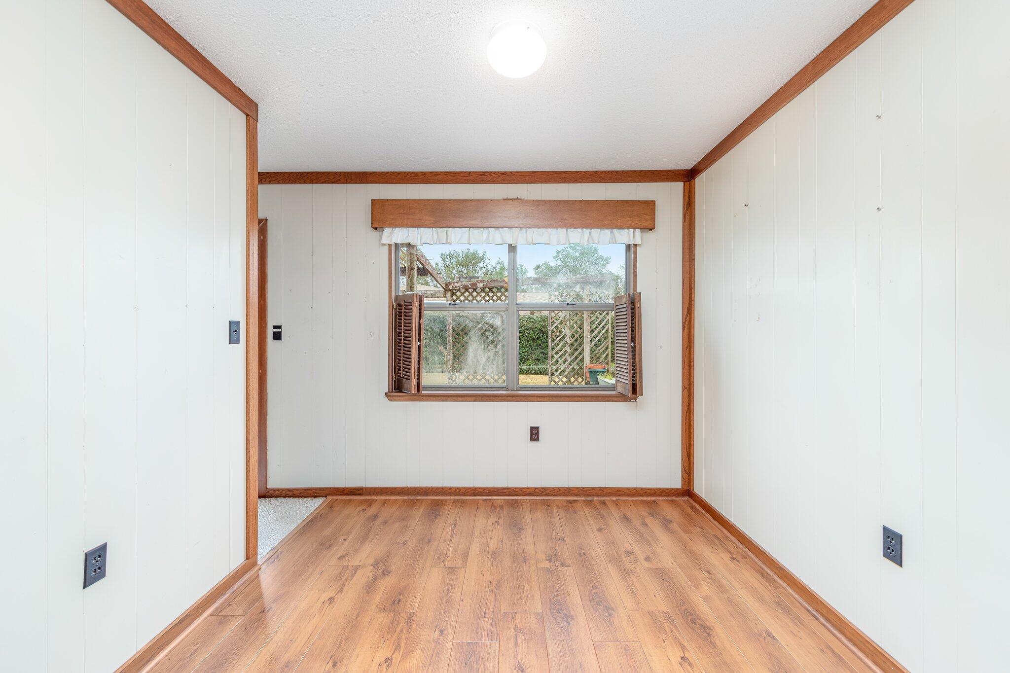 LAKE LORRAINE ESTATES 3 - Residential