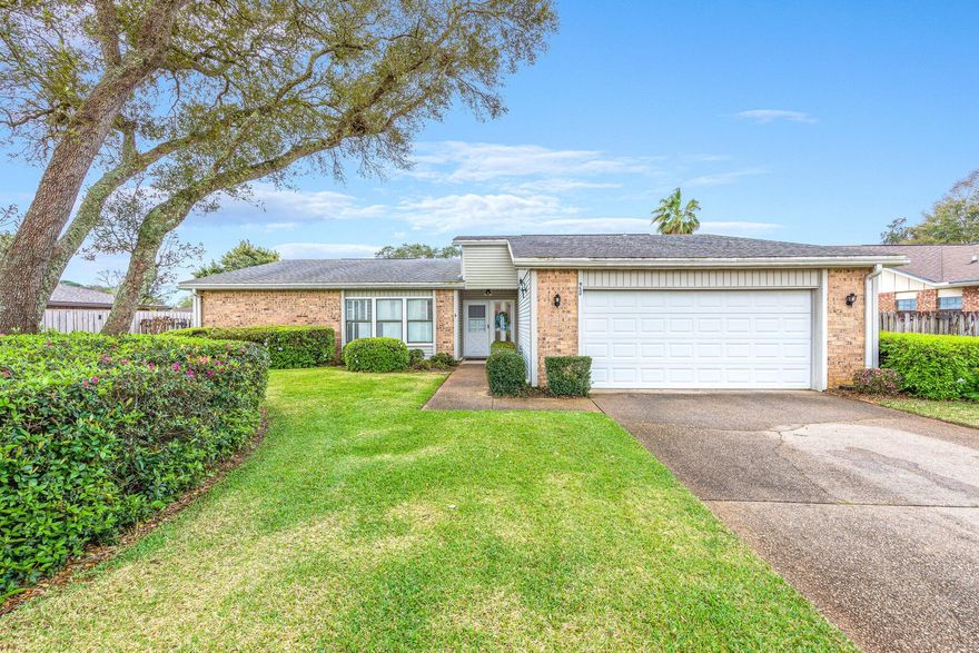 This charming, well maintained home is located in the quaint community of Lake Lorraine. It is beautifully landscaped and has a spacious layout. Centrally located close to local Bases, shopping, restaurants, and a short drive to the beach. Schedule a showing today.
