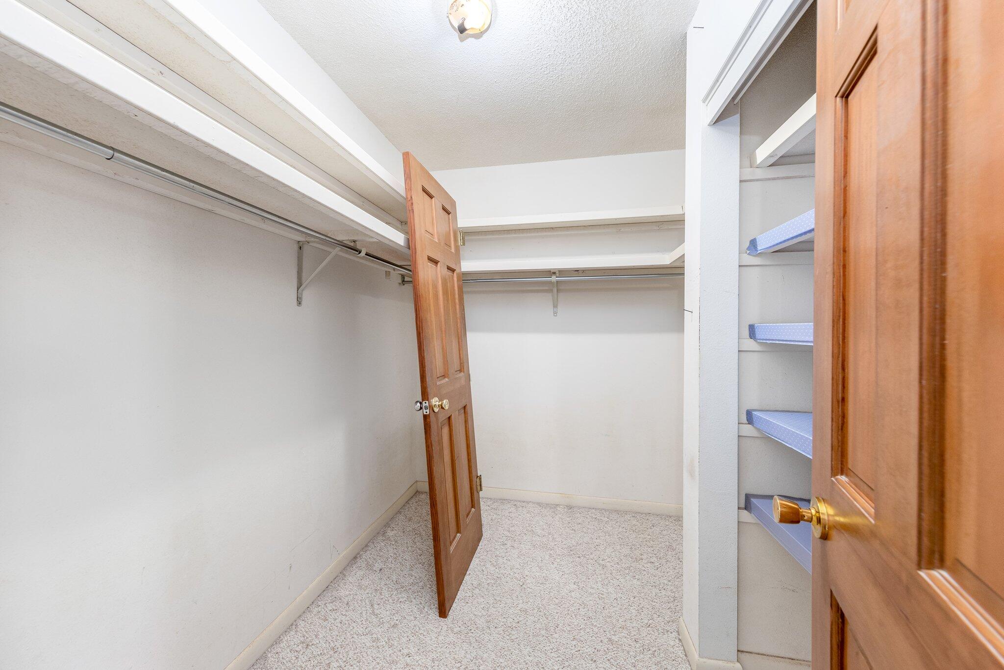 LAKE LORRAINE ESTATES 3 - Residential