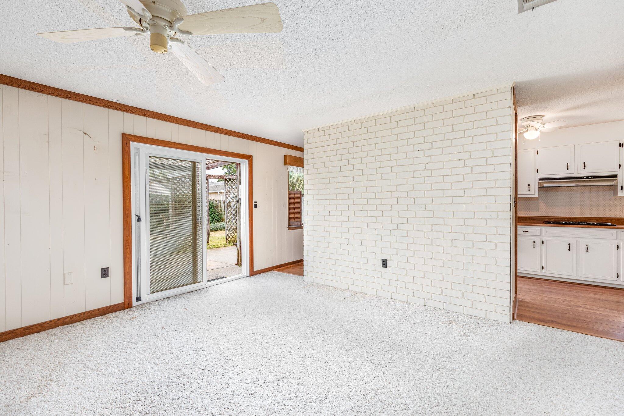 LAKE LORRAINE ESTATES 3 - Residential