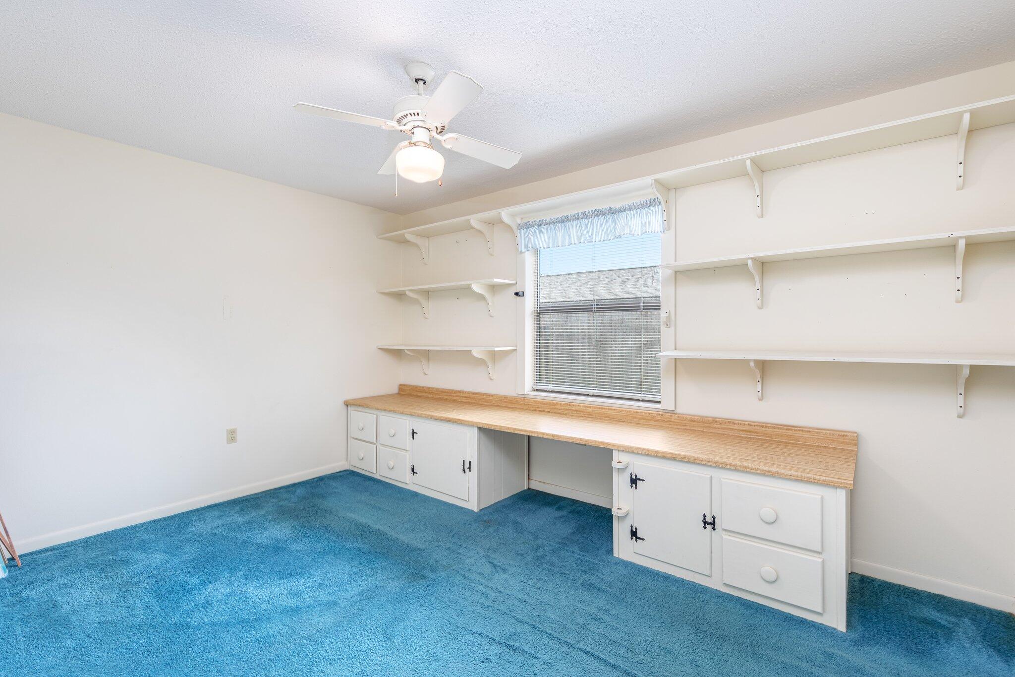 LAKE LORRAINE ESTATES 3 - Residential