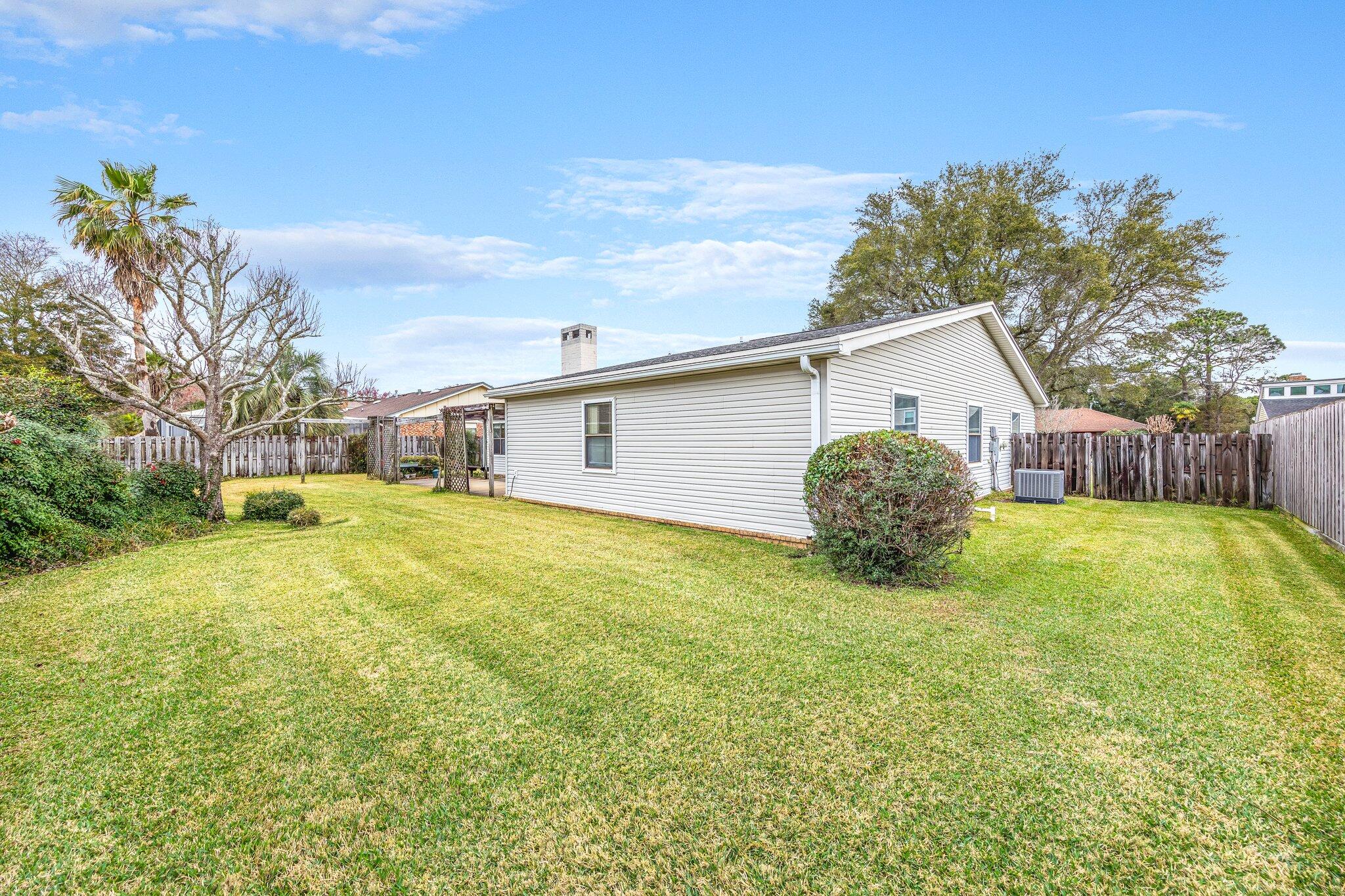 LAKE LORRAINE ESTATES 3 - Residential