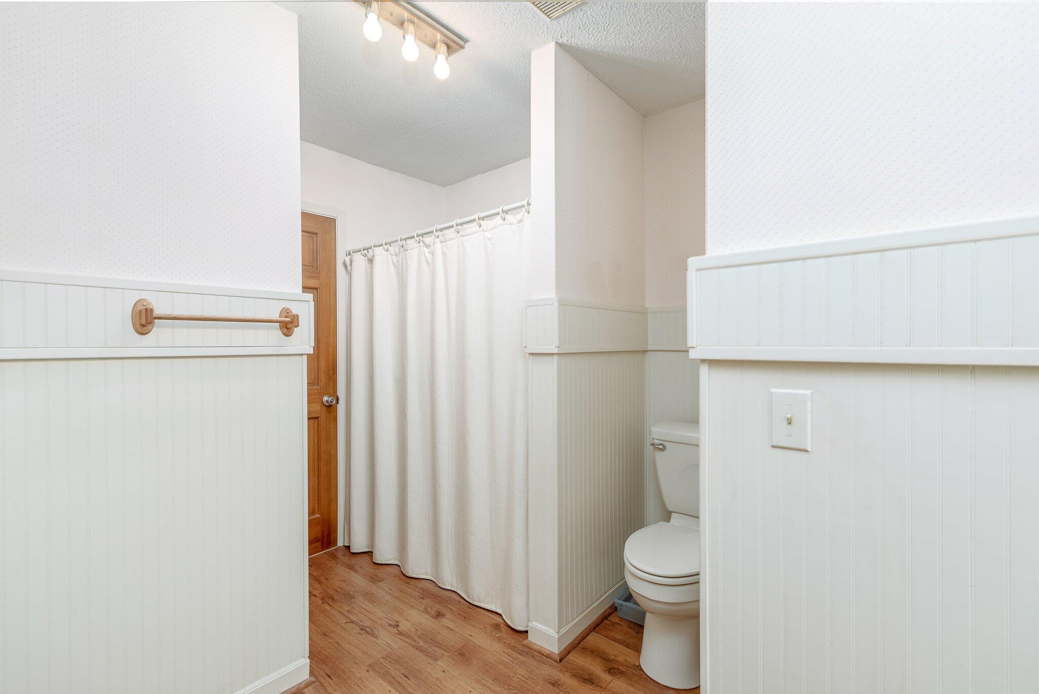 LAKE LORRAINE ESTATES 3 - Residential