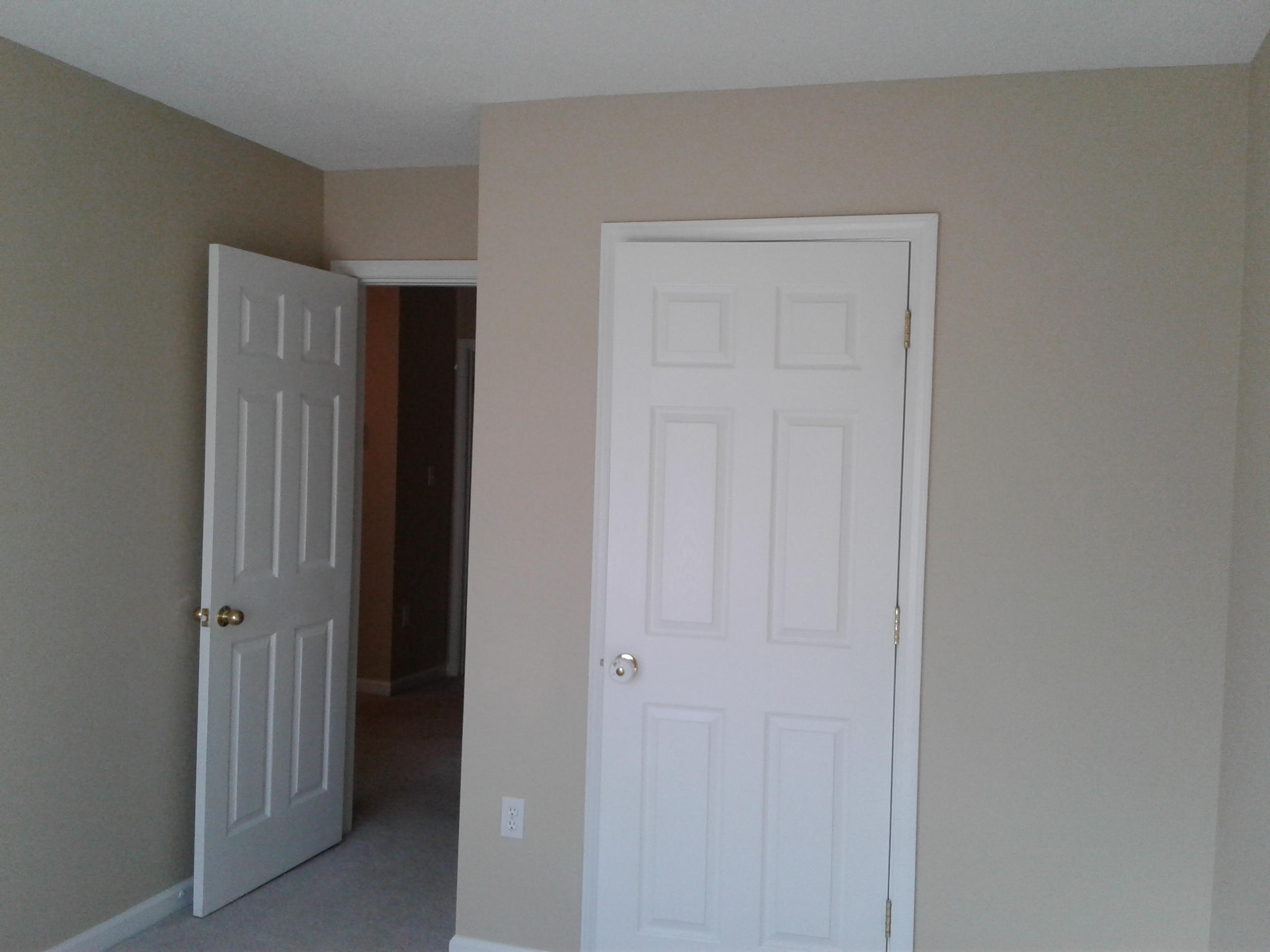 ROLLING PINES - Residential Lease