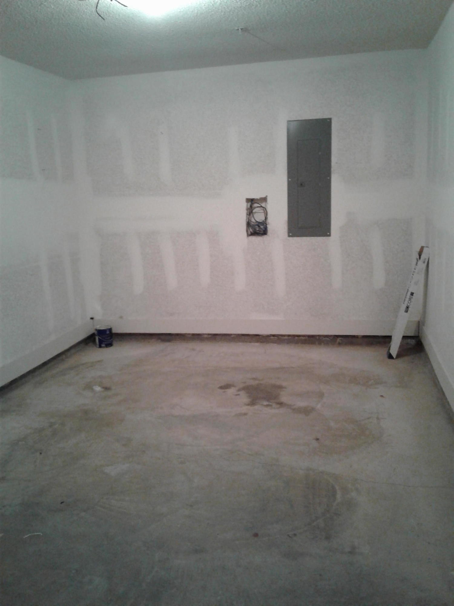 ROLLING PINES - Residential Lease