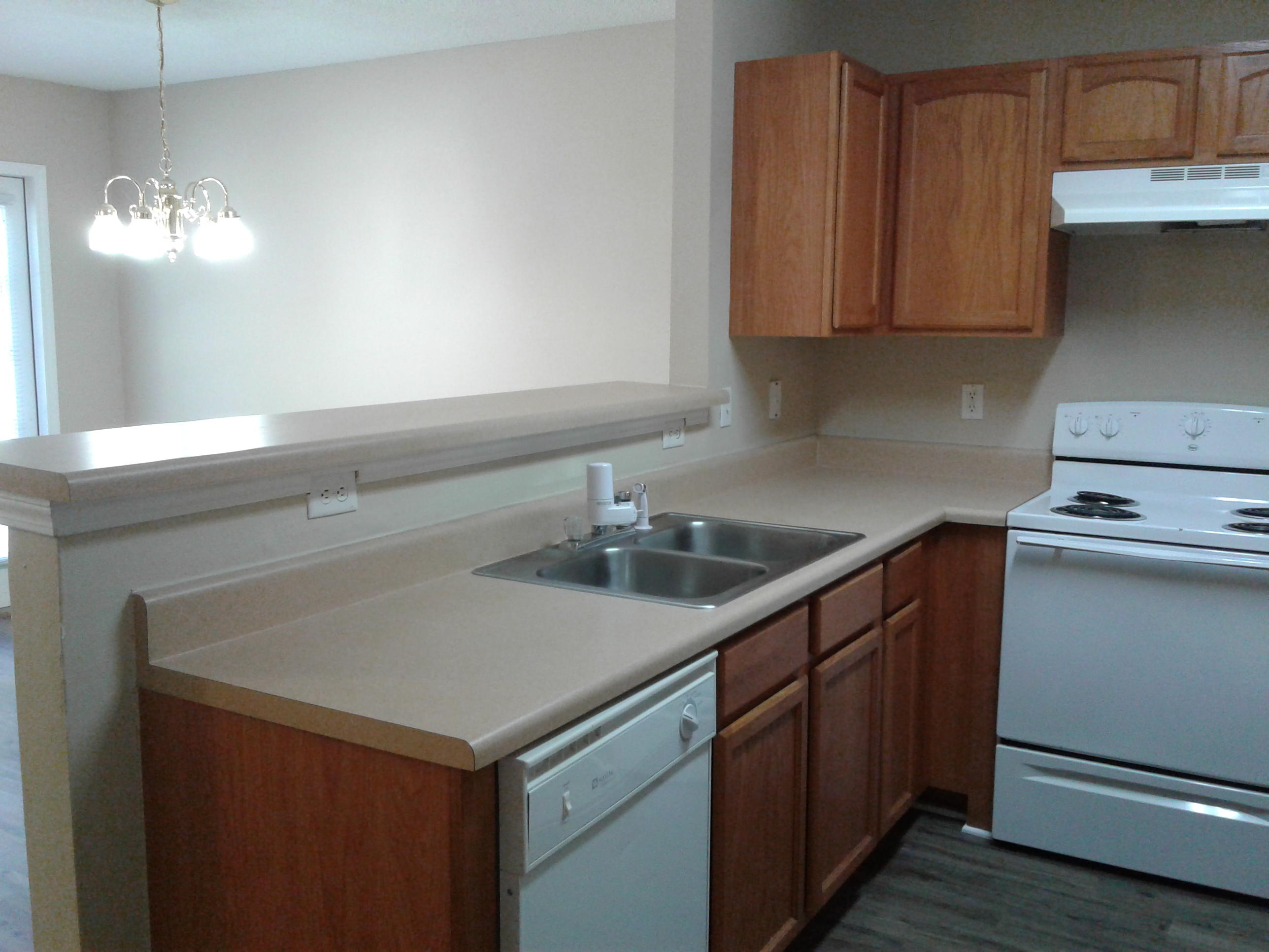 ROLLING PINES - Residential Lease