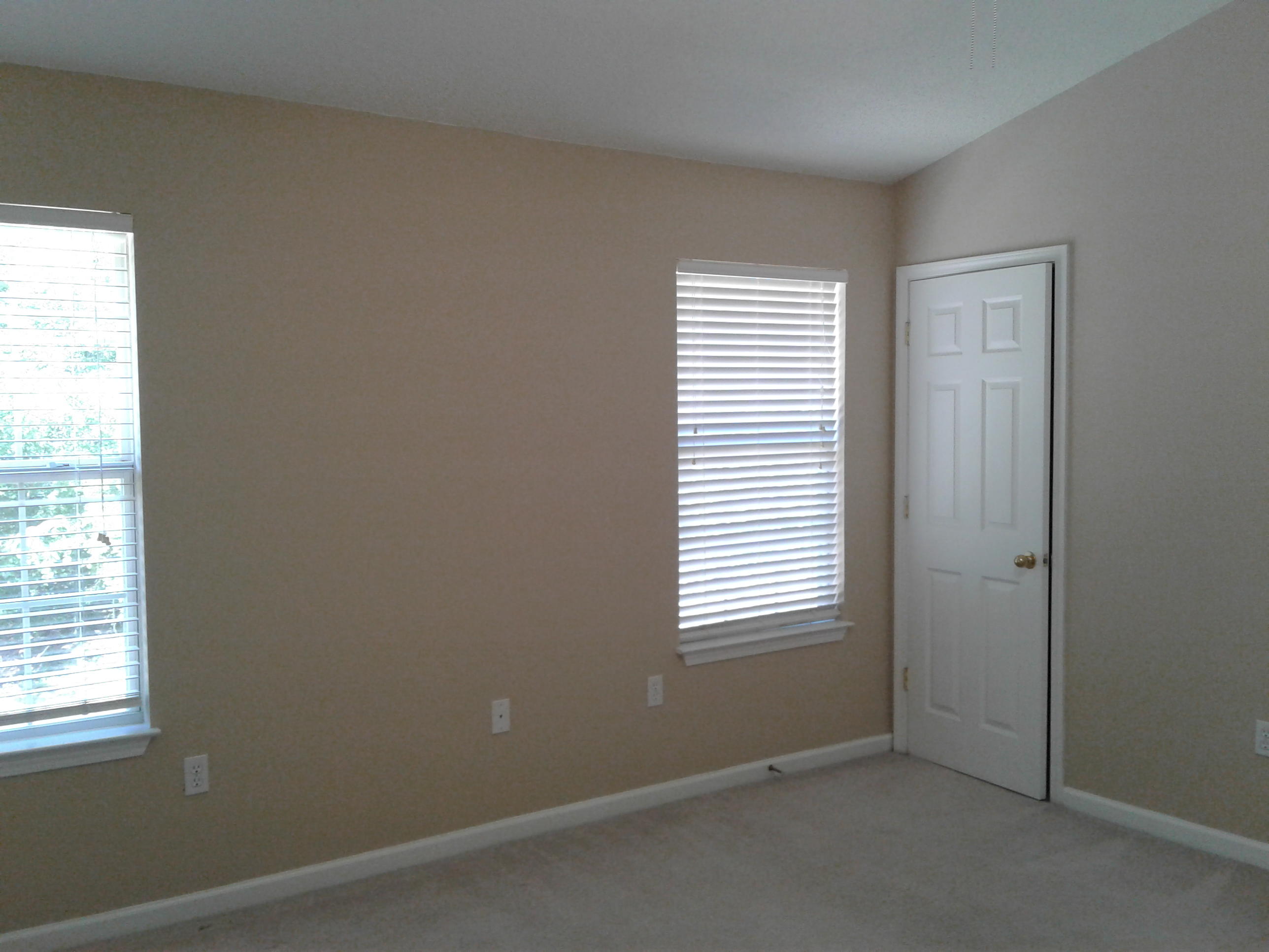 ROLLING PINES - Residential Lease