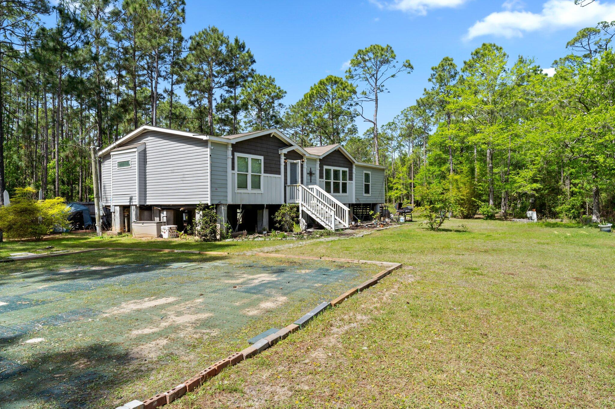 NO RECORDED SUBDIVISION - Residential